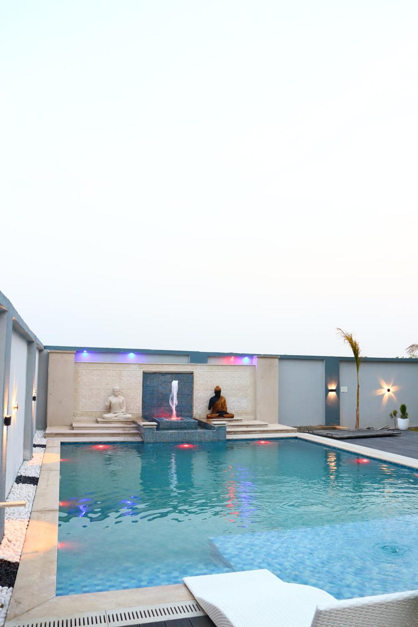Villa Aura *