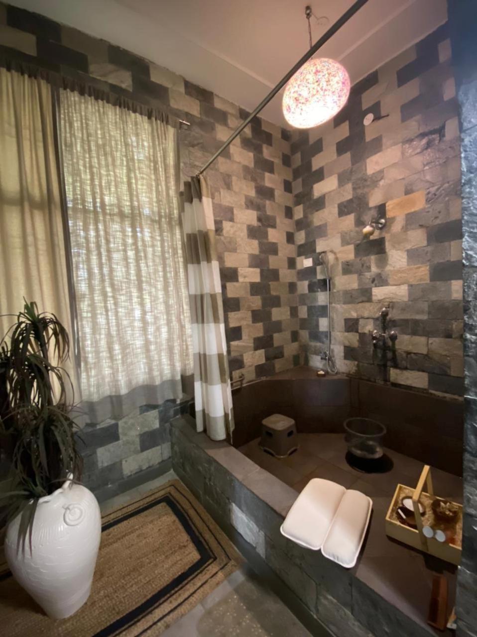Guest house Lush Retreat Private Pool & Garden Villa, Jaipur