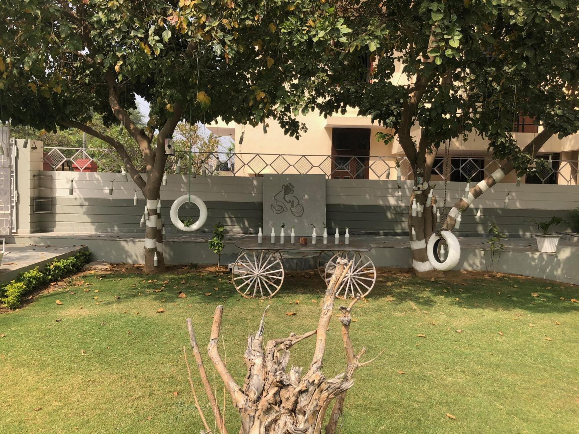 Lush Retreat Private Pool & Garden Villa, Jaipur