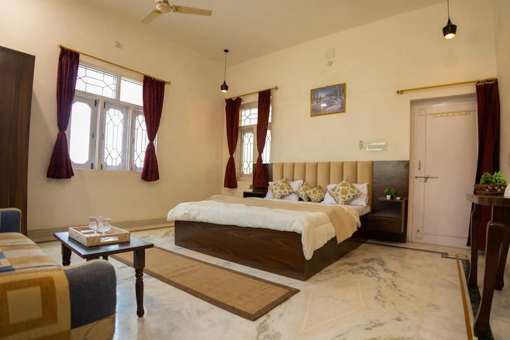 Villa Rk Palace
