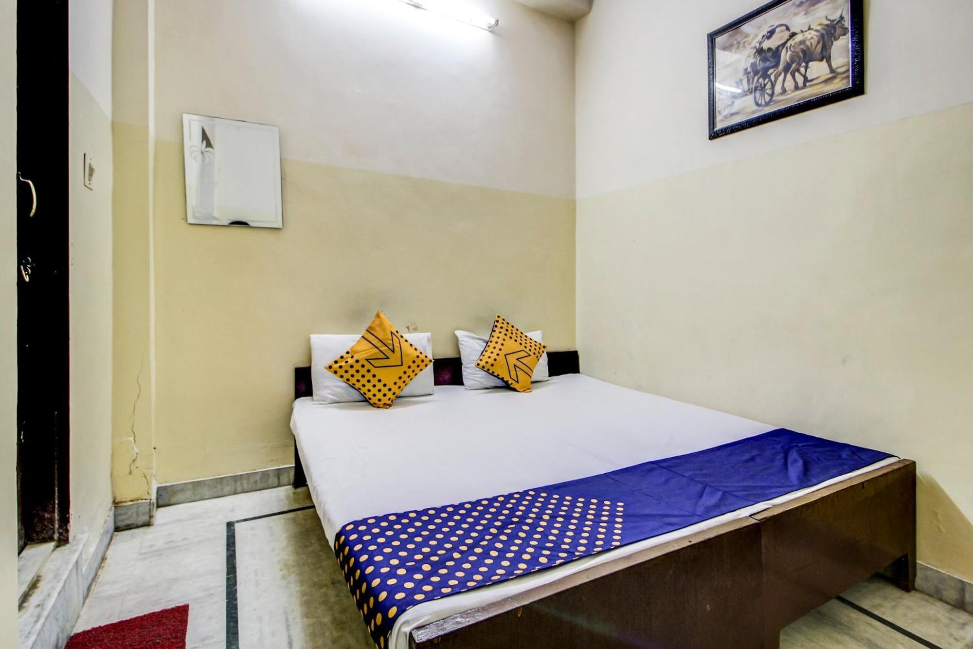 Hotel Spot On Govindam Palace 2*
