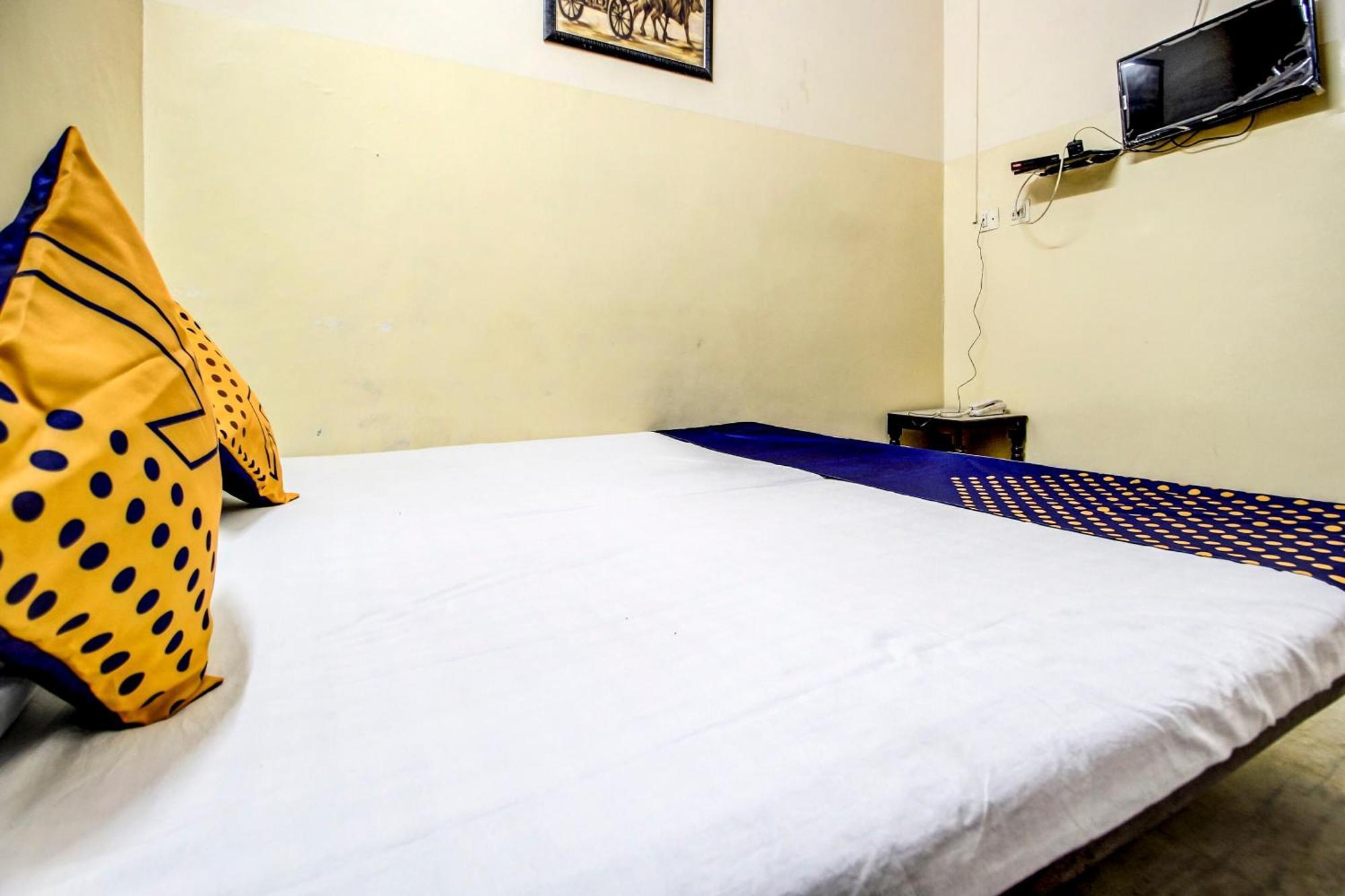 Spot On Govindam Palace Hotel