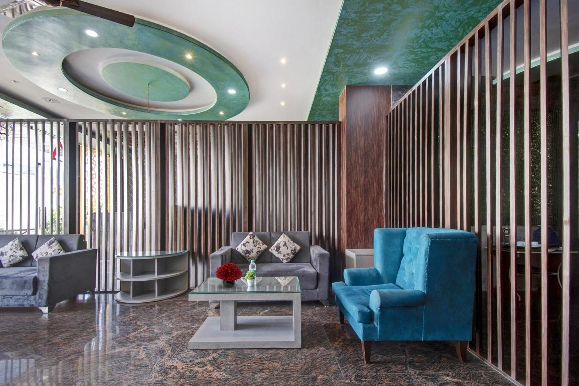 Hotel Ratan Palace By Select 3*