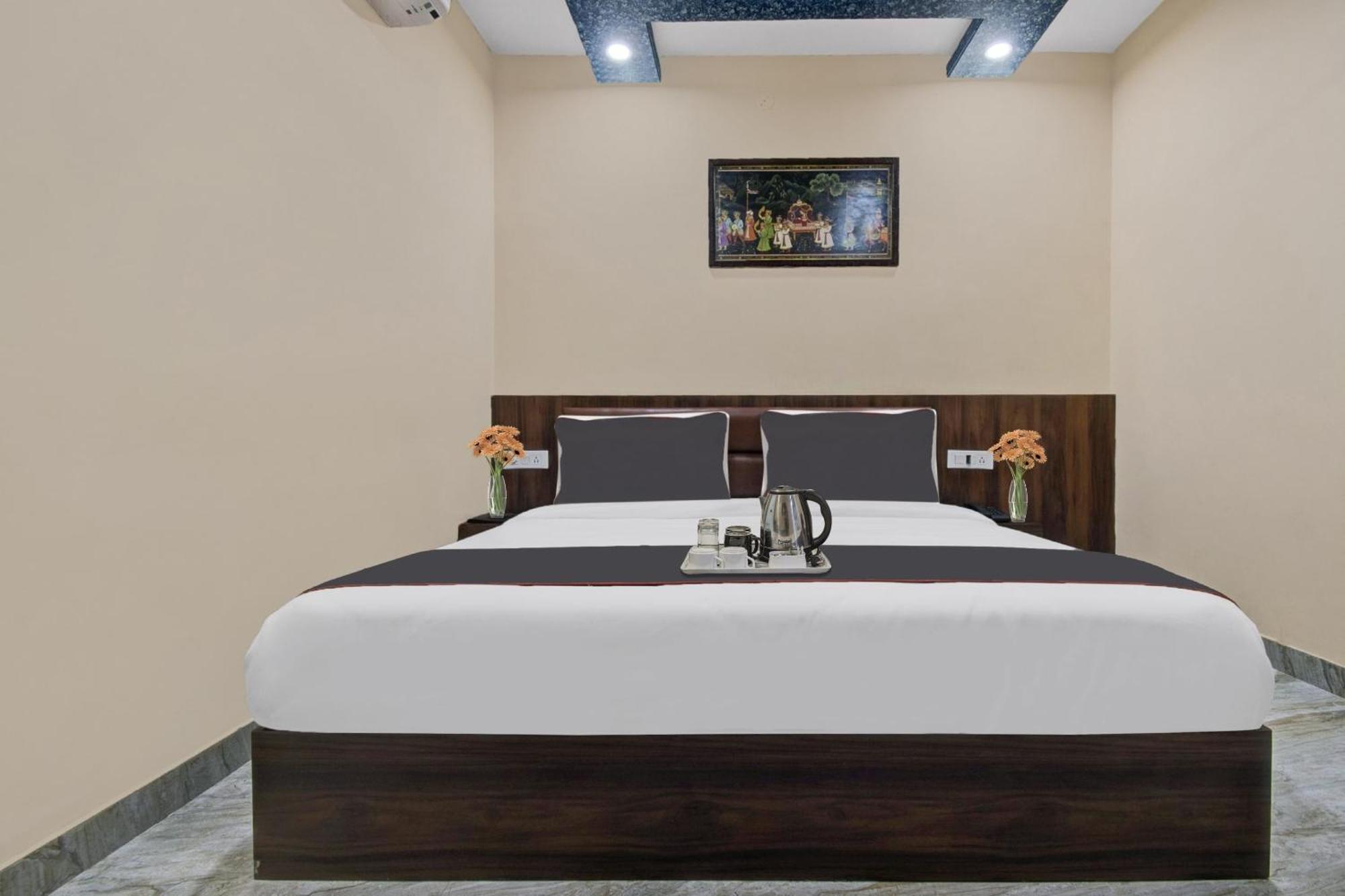 Ratan Palace By Select