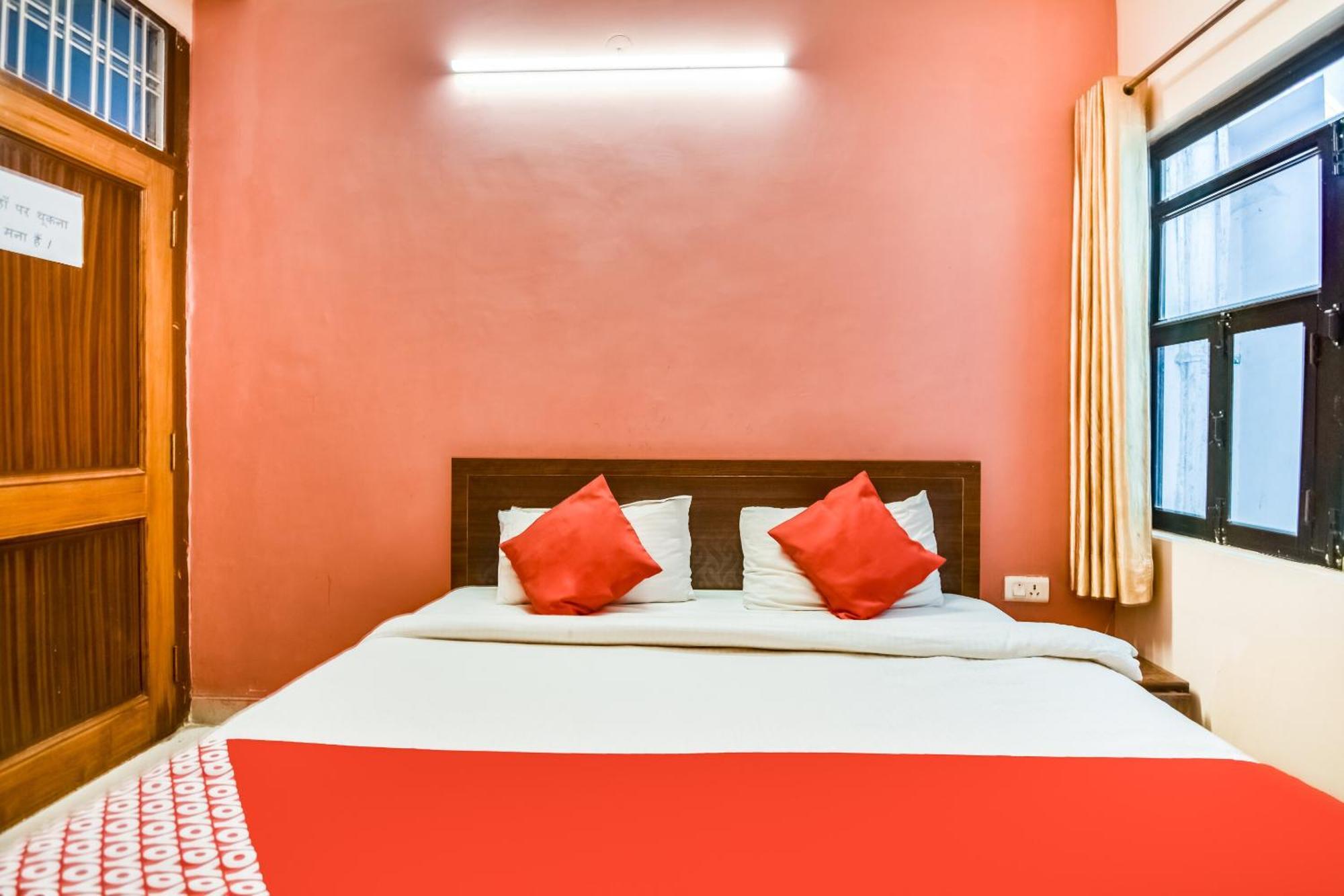Hotel O Shri Ganesham 3*