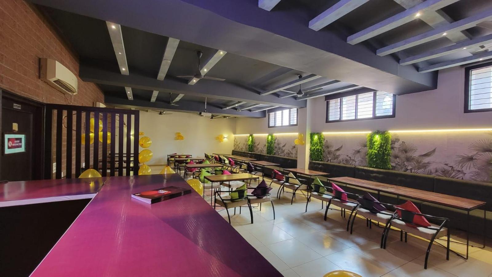 Hari Hotel