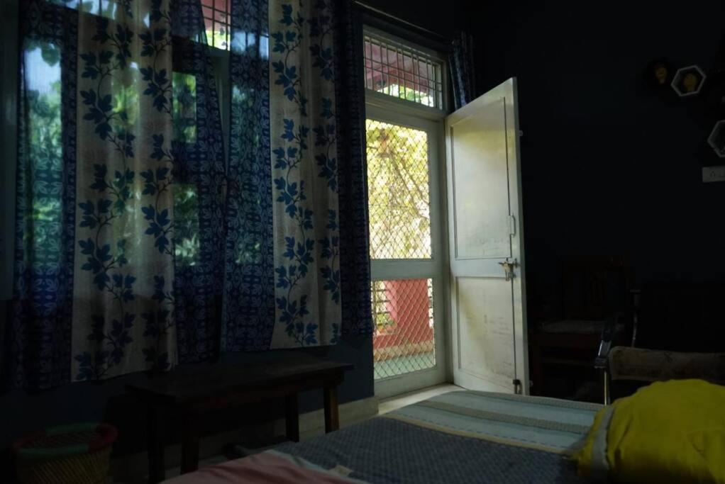 Apartment Cinevista 2bhk Aesthetic Flat With Theatre Jaipur