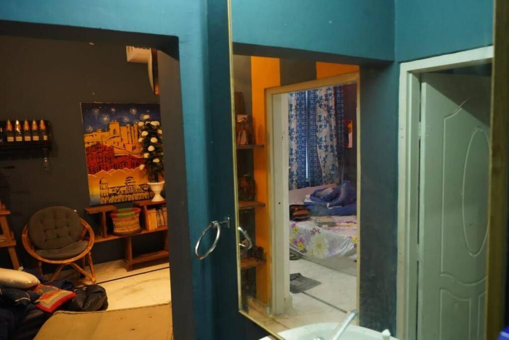 Cinevista 2bhk Aesthetic Flat With Theatre *