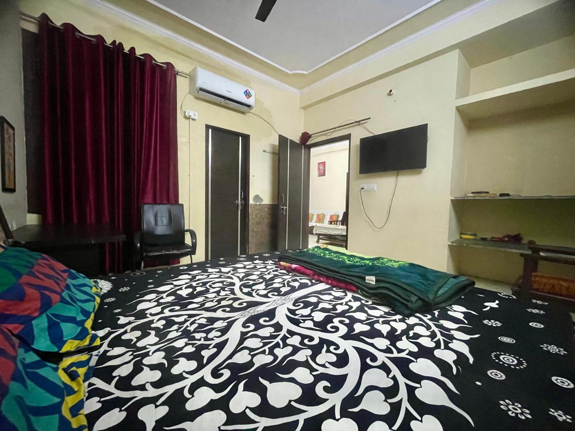 Zenroofs -a 5 Bhk In Centre Apartment Jaipur