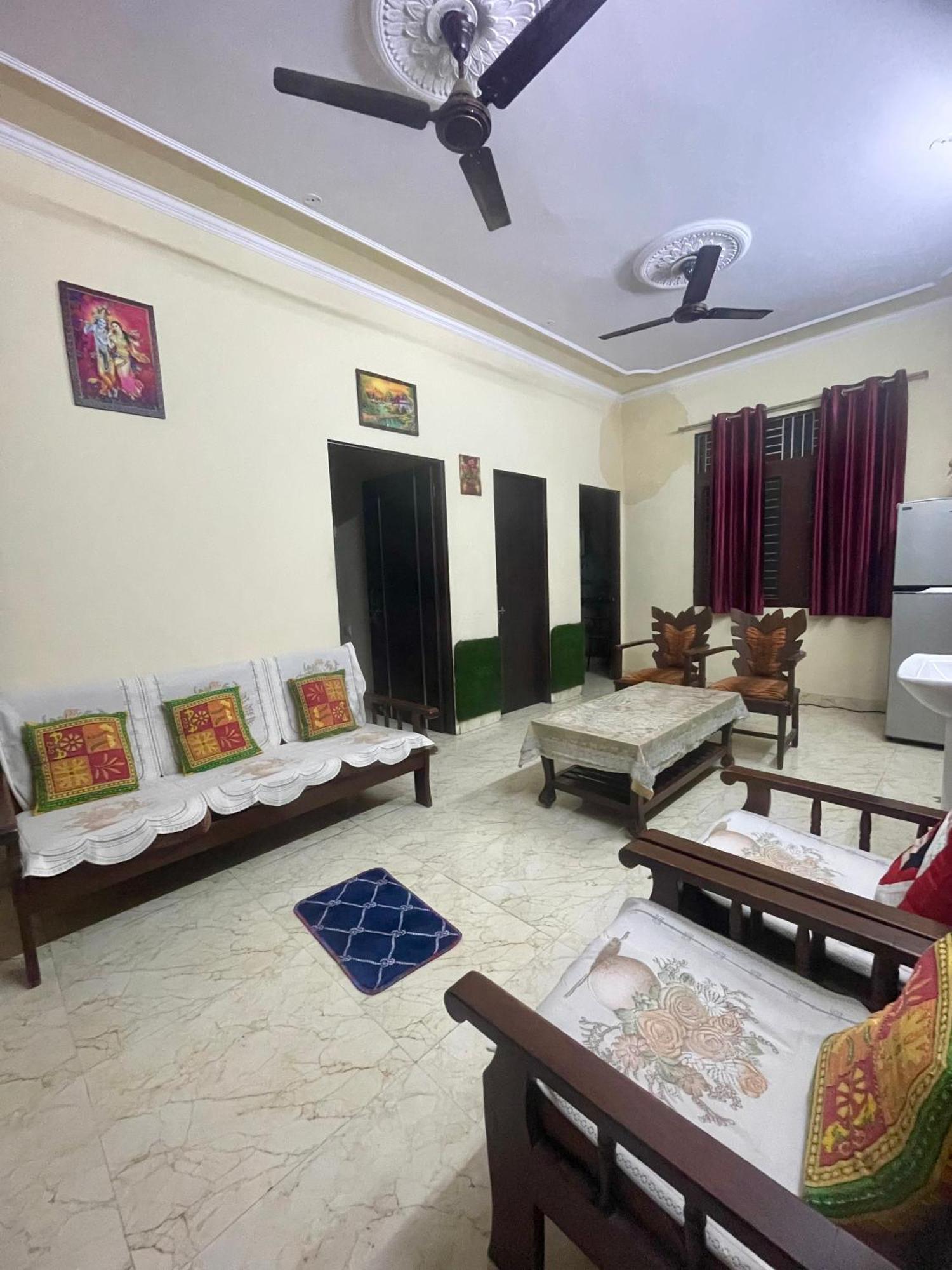 Apartment Zenroofs -a 5 Bhk In Centre Jaipur