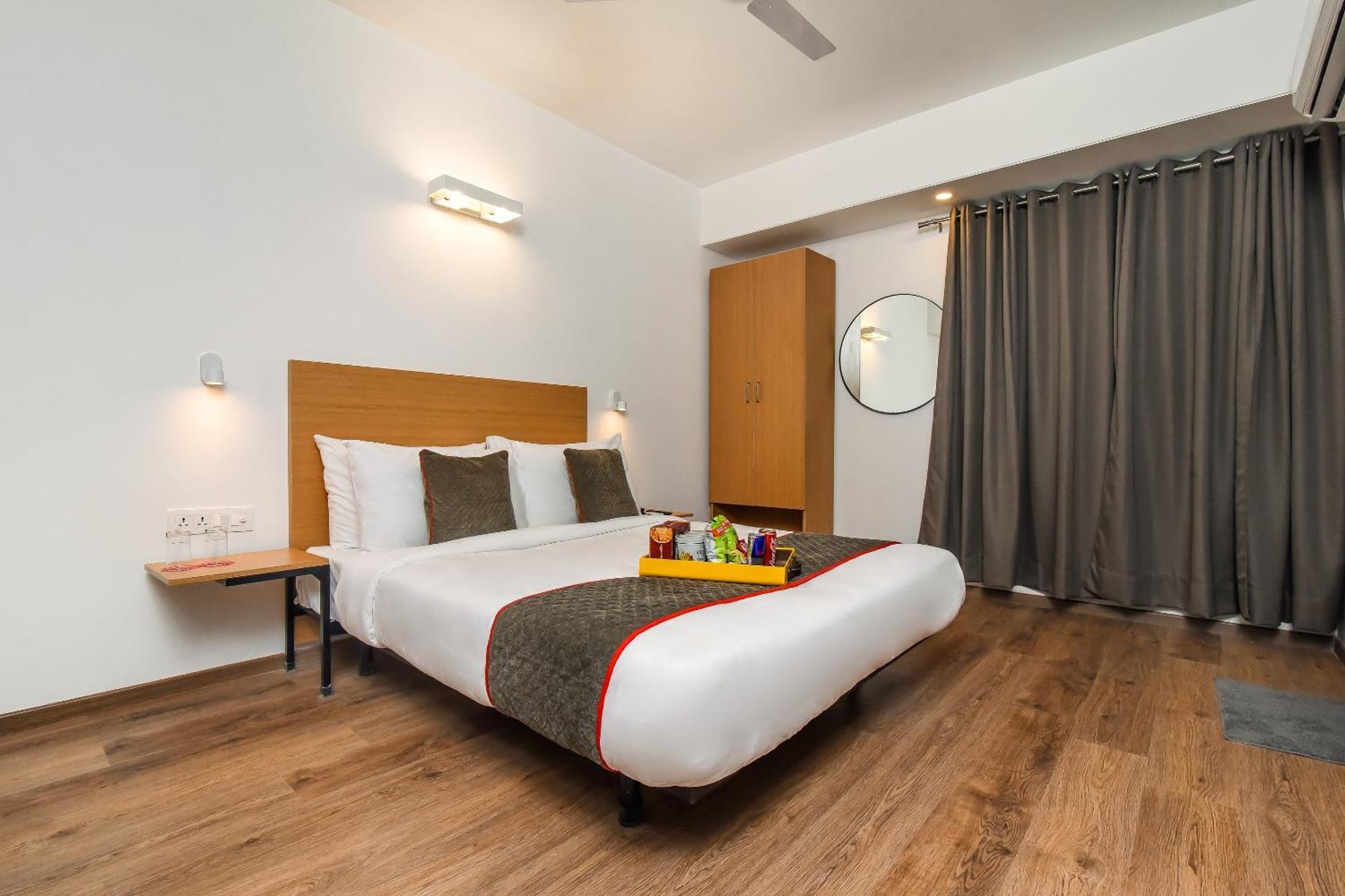 Townhouse C Scheme Ahinsa Circle Hotel