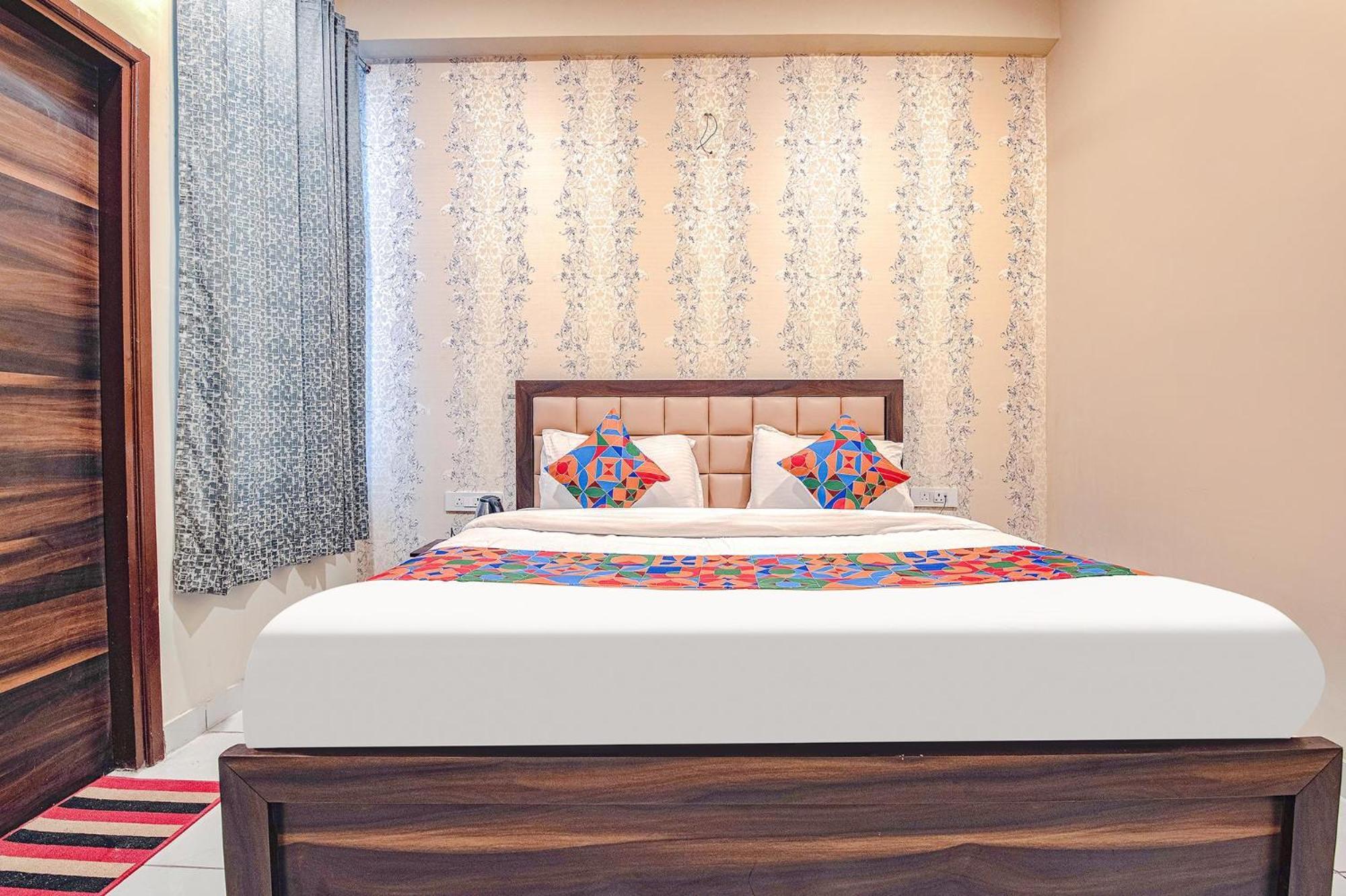 Fabexpress Aloft Hotel Jaipur