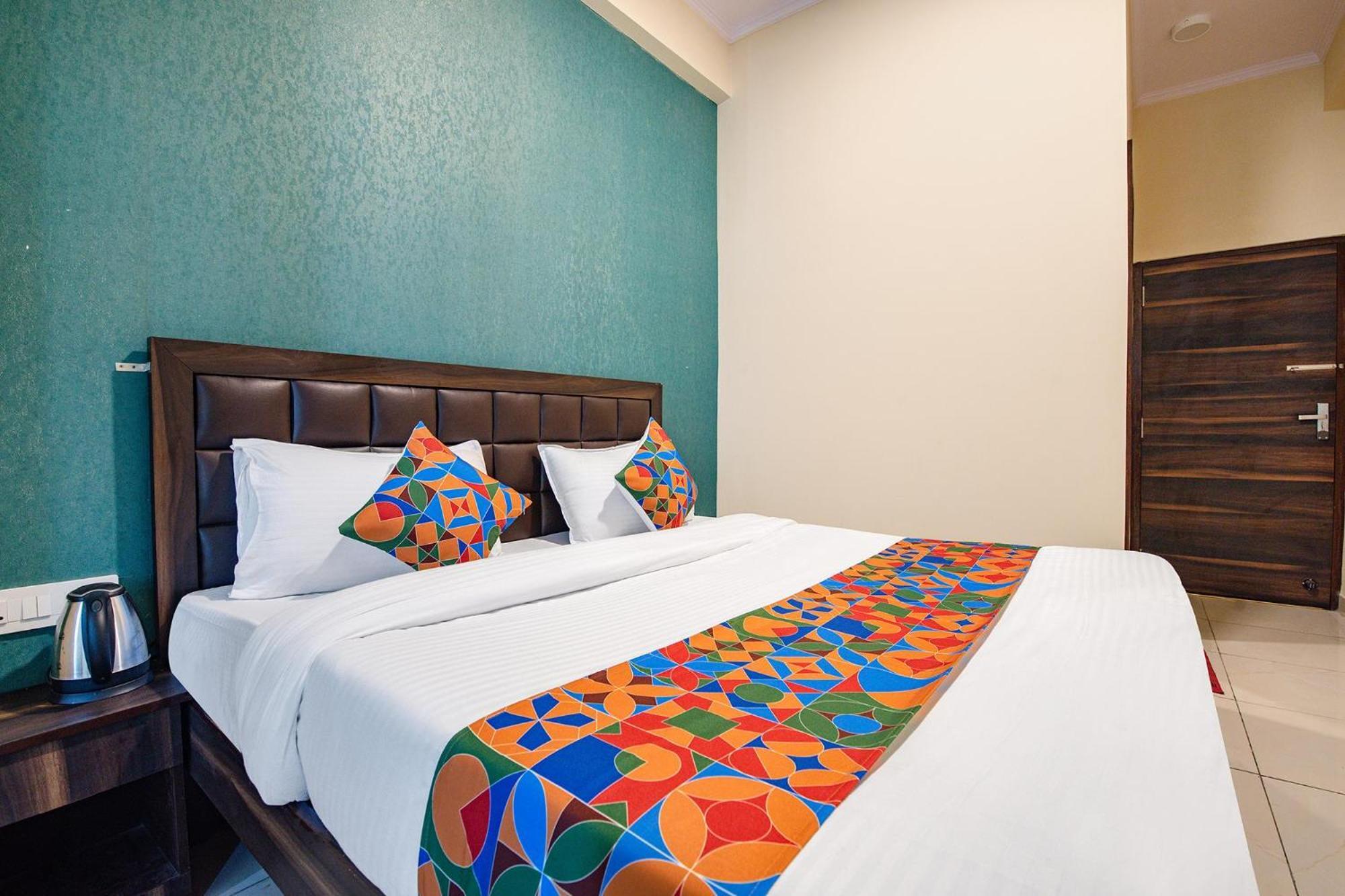 Hotel Fabexpress Aloft Jaipur