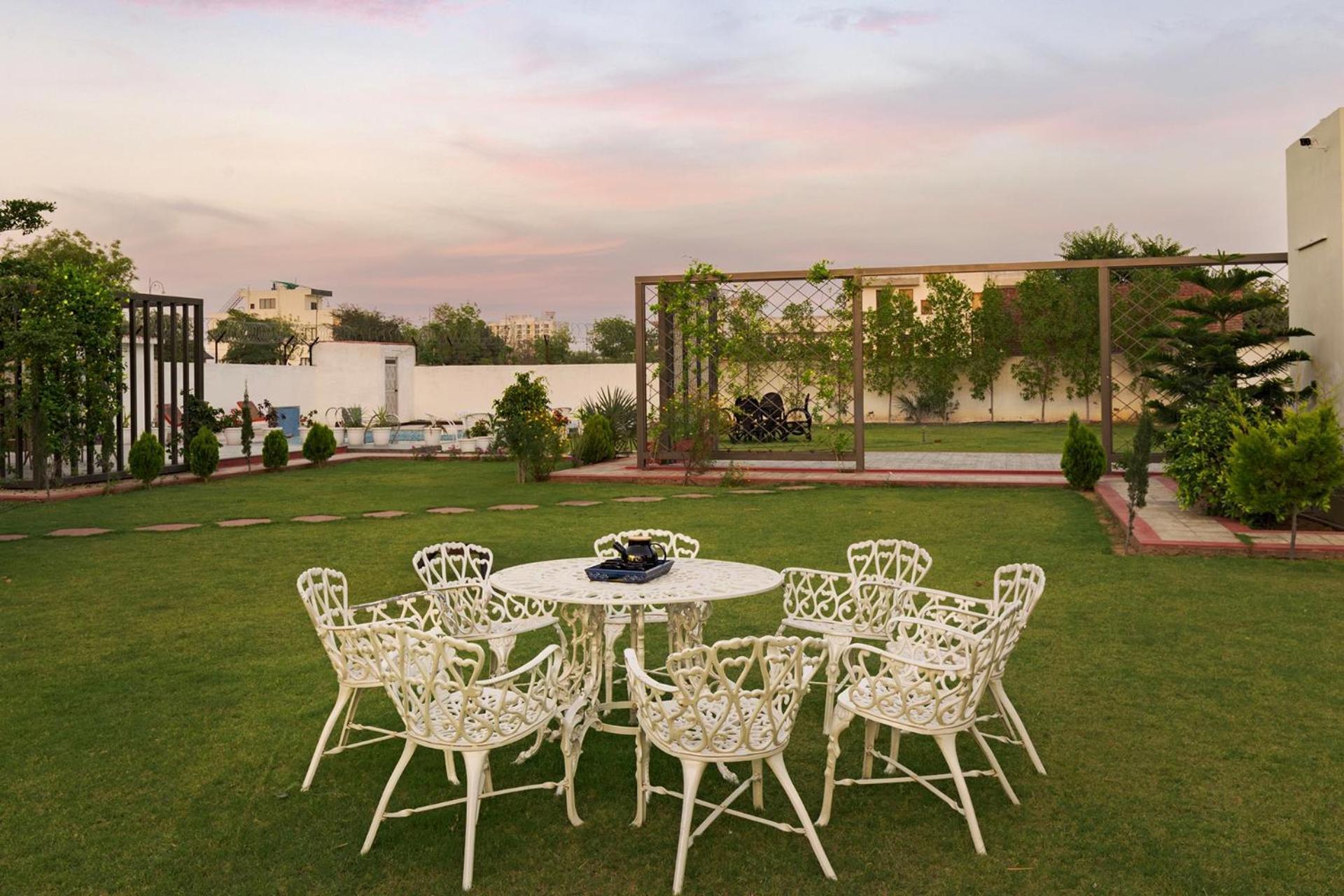 Inaayat By Stayvista - Luxe Retreat With Pool & Garden Jaipur