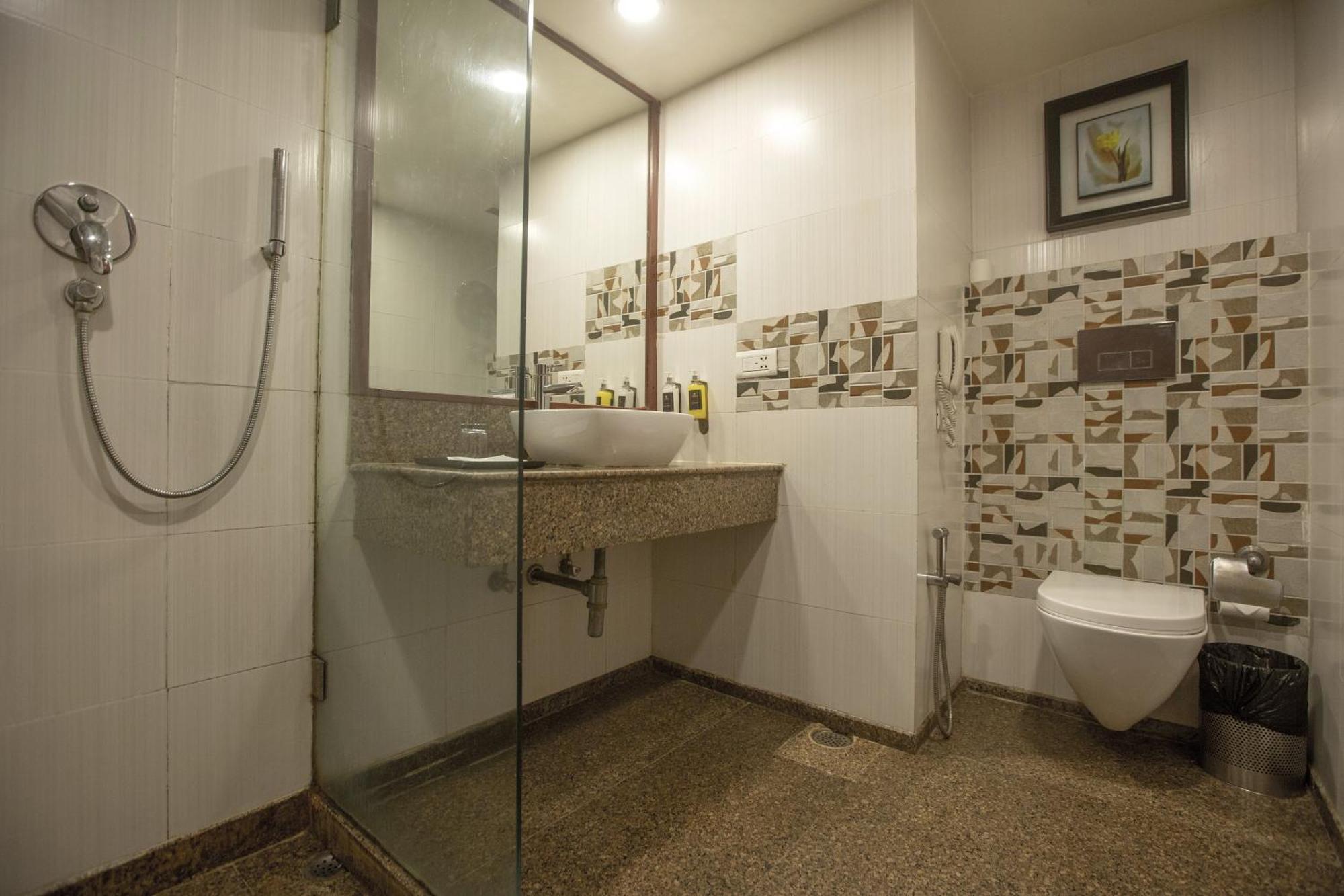Hotel Vesta International 4*