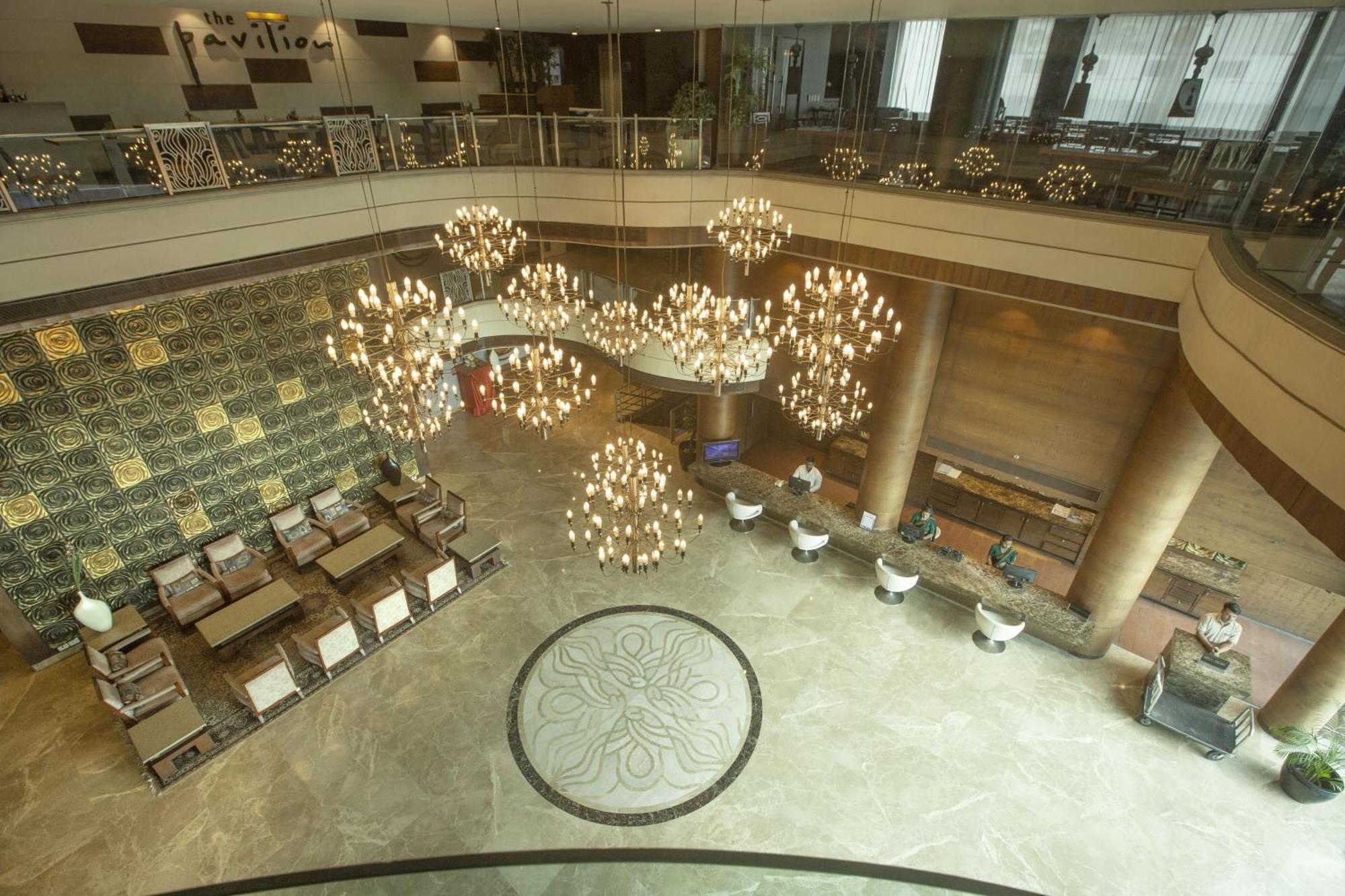 Vesta International Hotel 4*