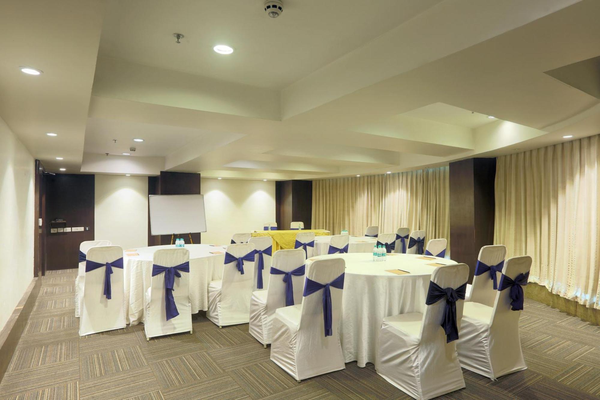 Hotel Vesta International