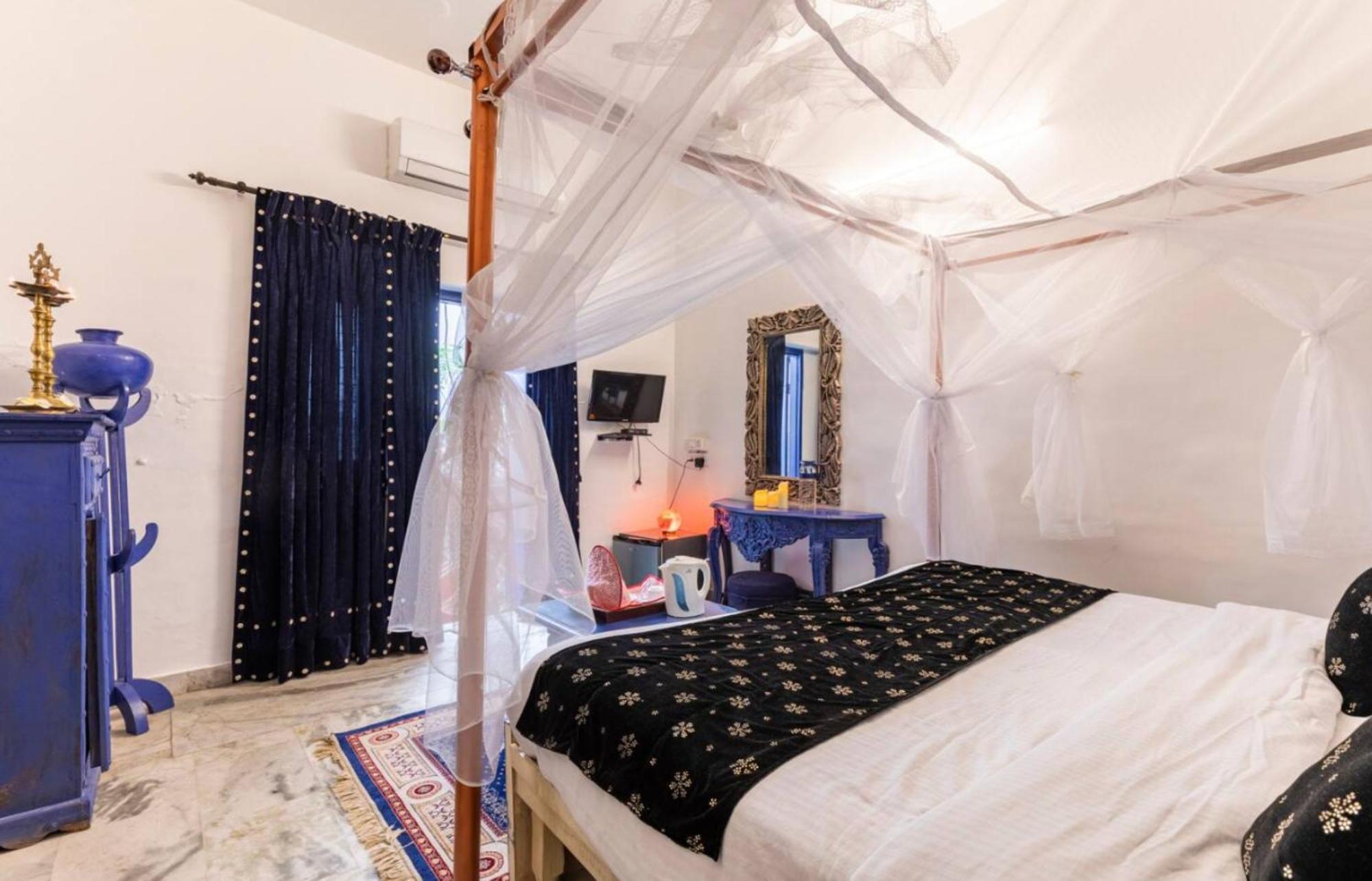 Hotel Harpalsar Haveli-a Luxury With Garden In Vaishali Nagar