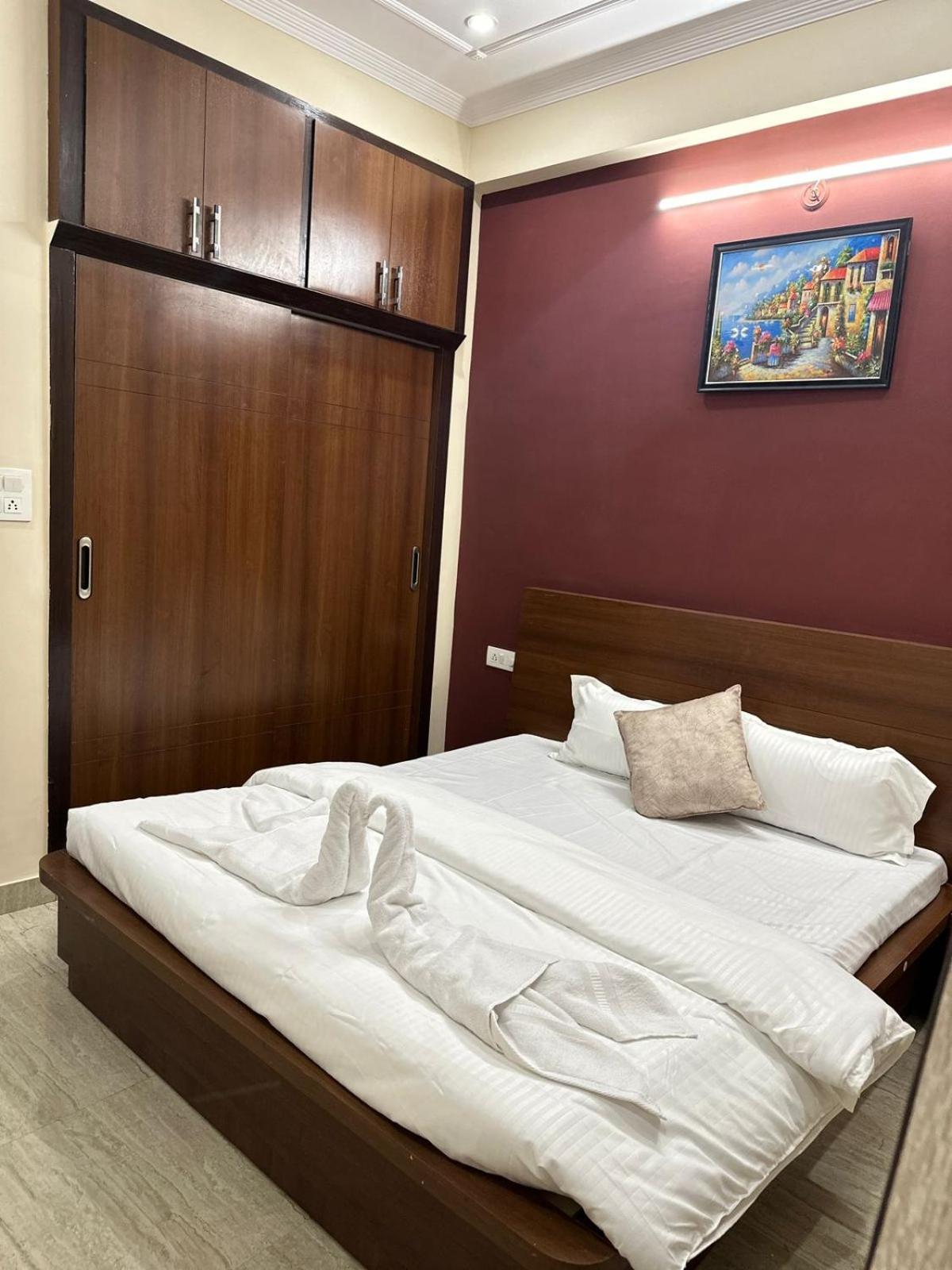 Naveen's Jaipur