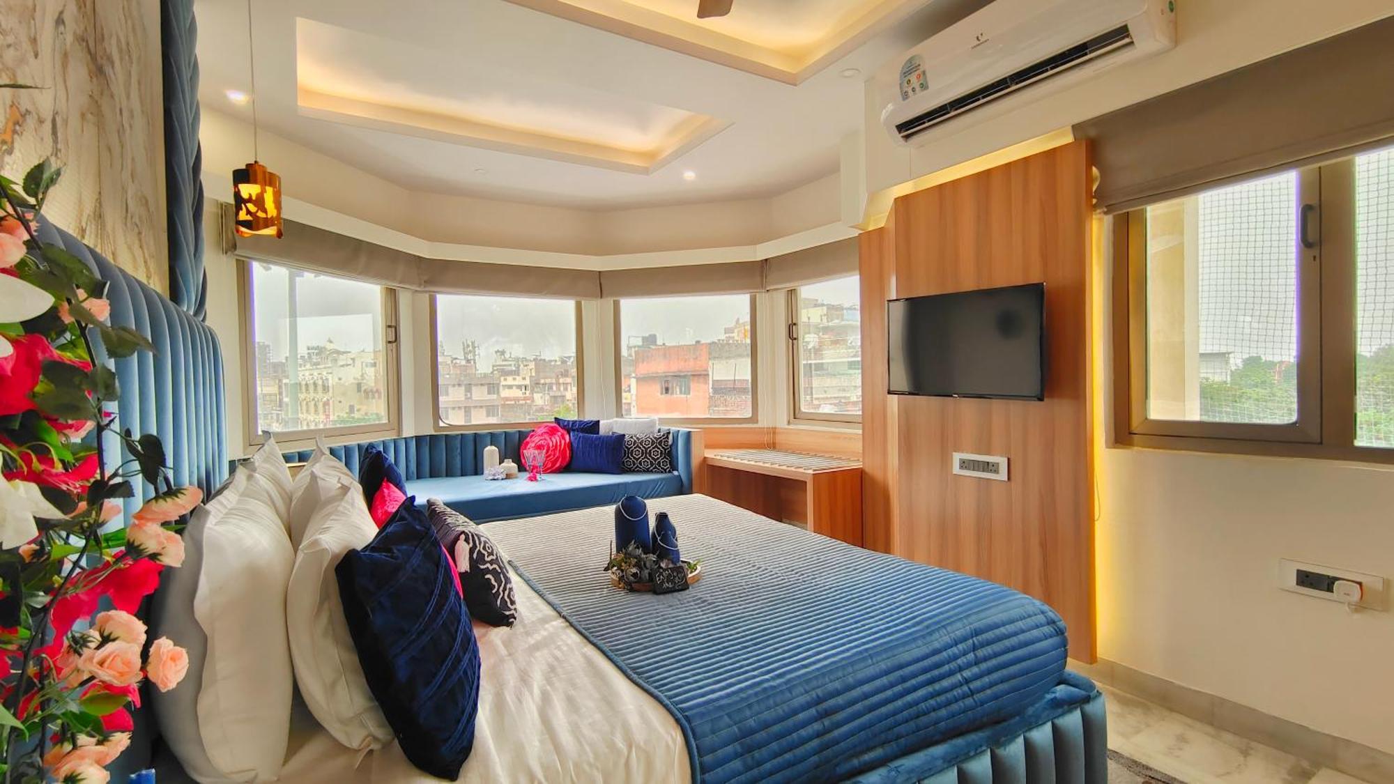 Sarang Palace - A Luxury Boutique Hotel