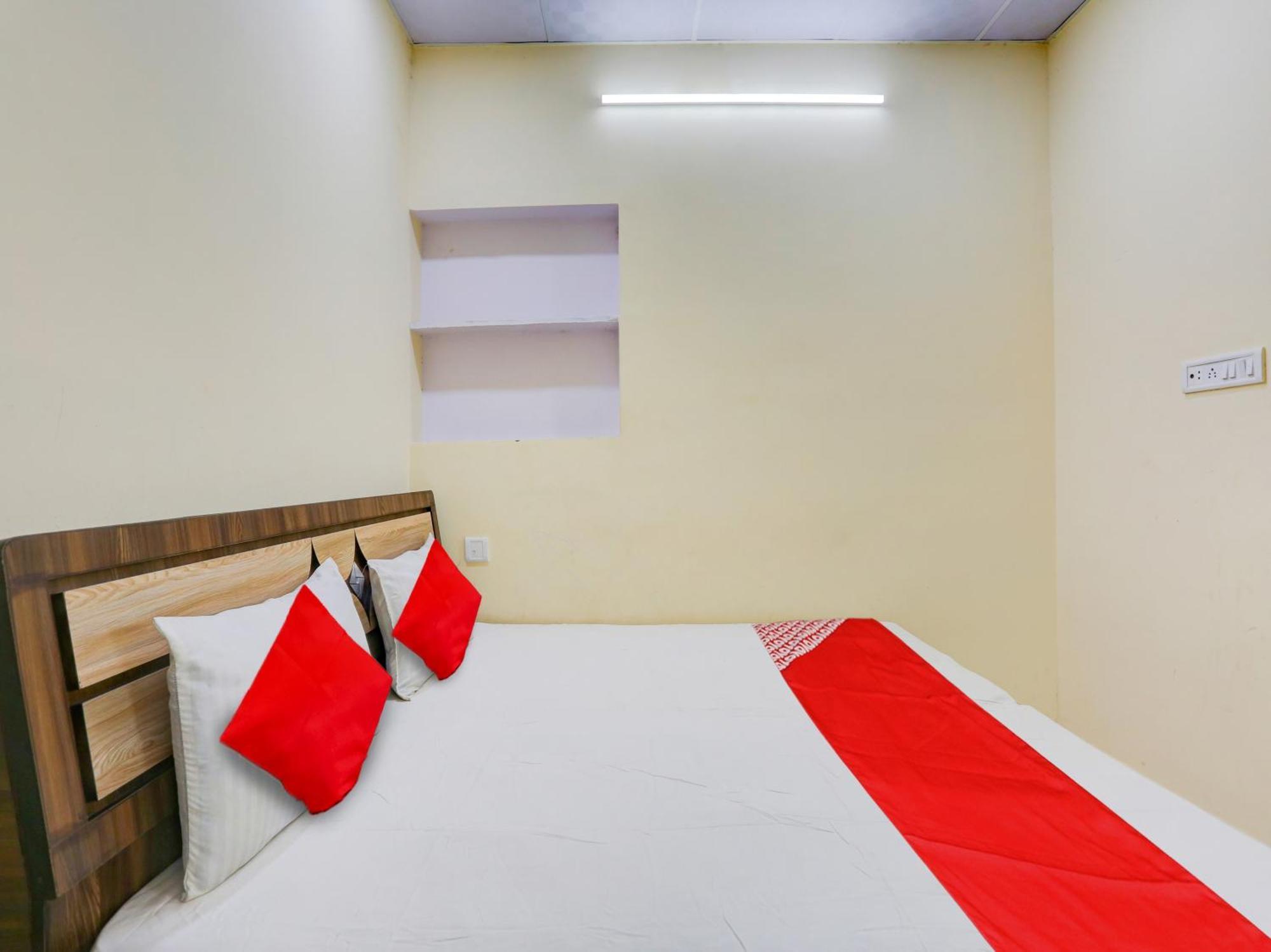 Hotel O Aravali 3*