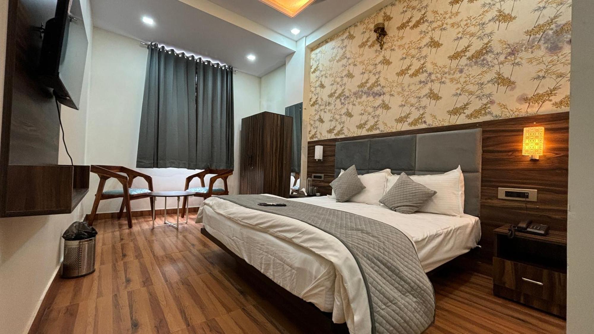 Hotel Down Town Jaipur