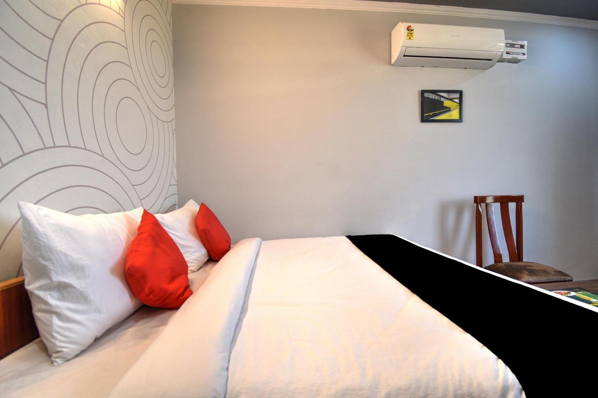 Hotel O Nights