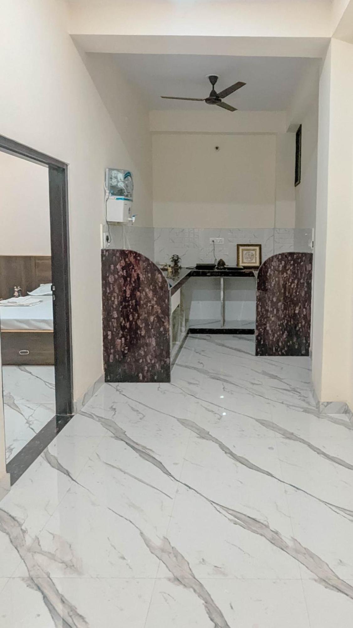 The Pink Nest - Backpackers Abode Guest house Jaipur