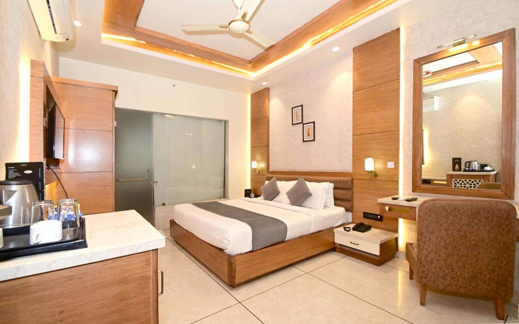 Rr 62-jaipur Centre Hotel 3*