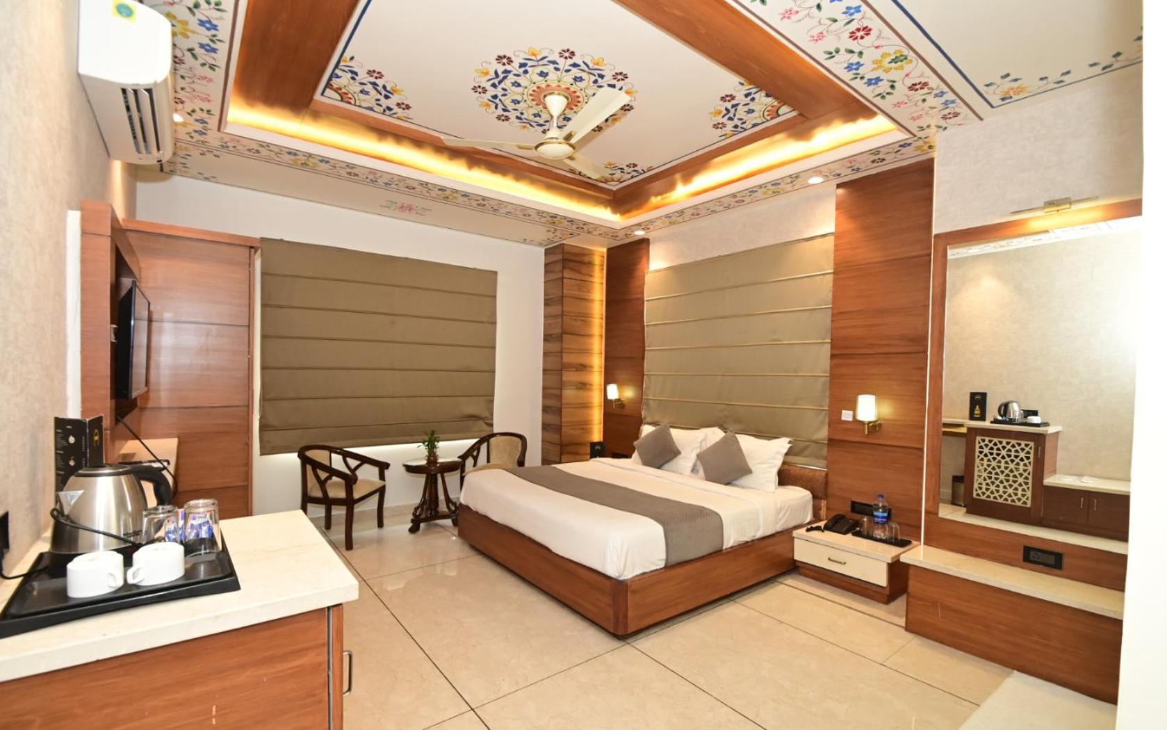 Rr 62-jaipur Centre Hotel