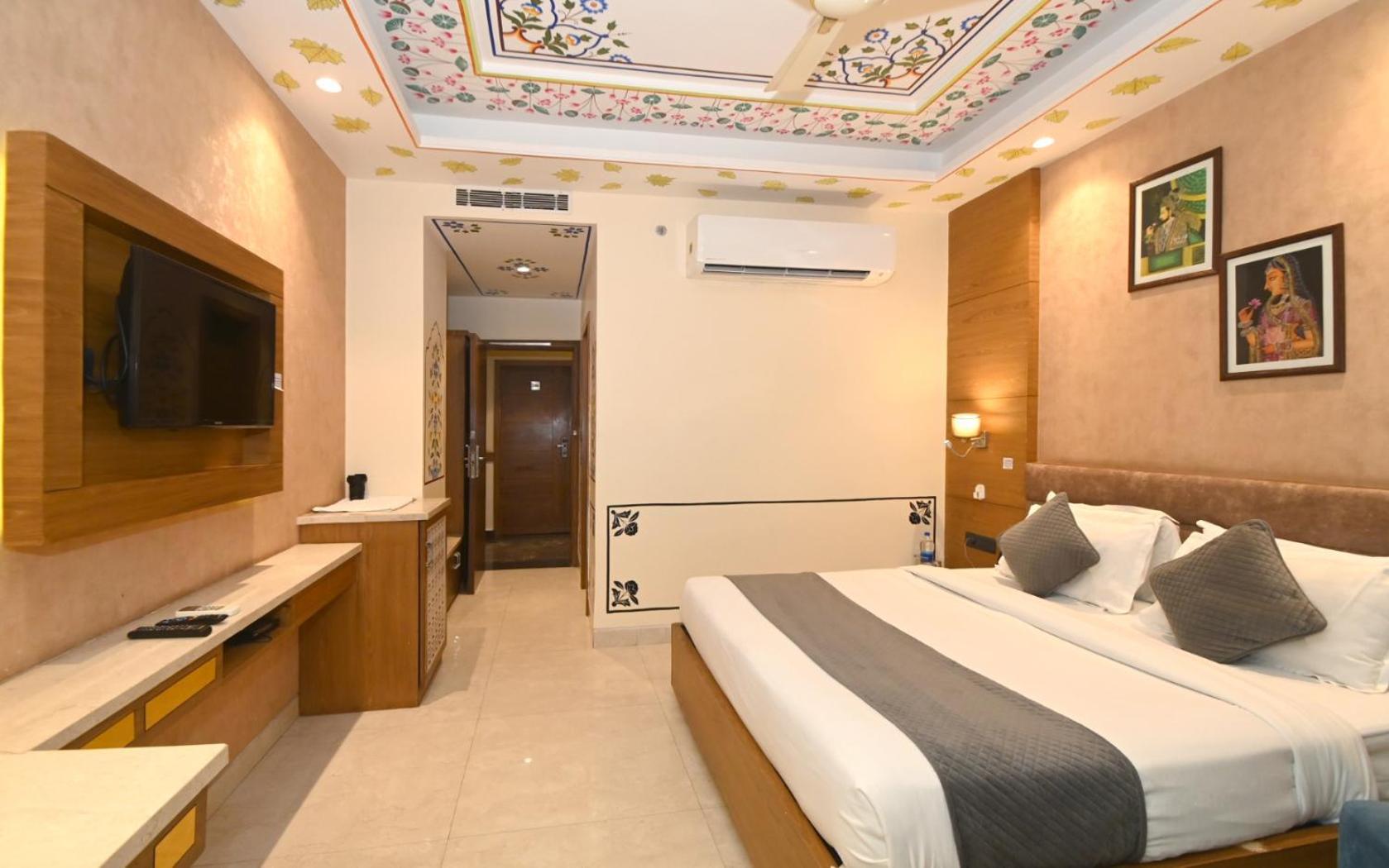 Rr 62-jaipur Centre Hotel Jaipur