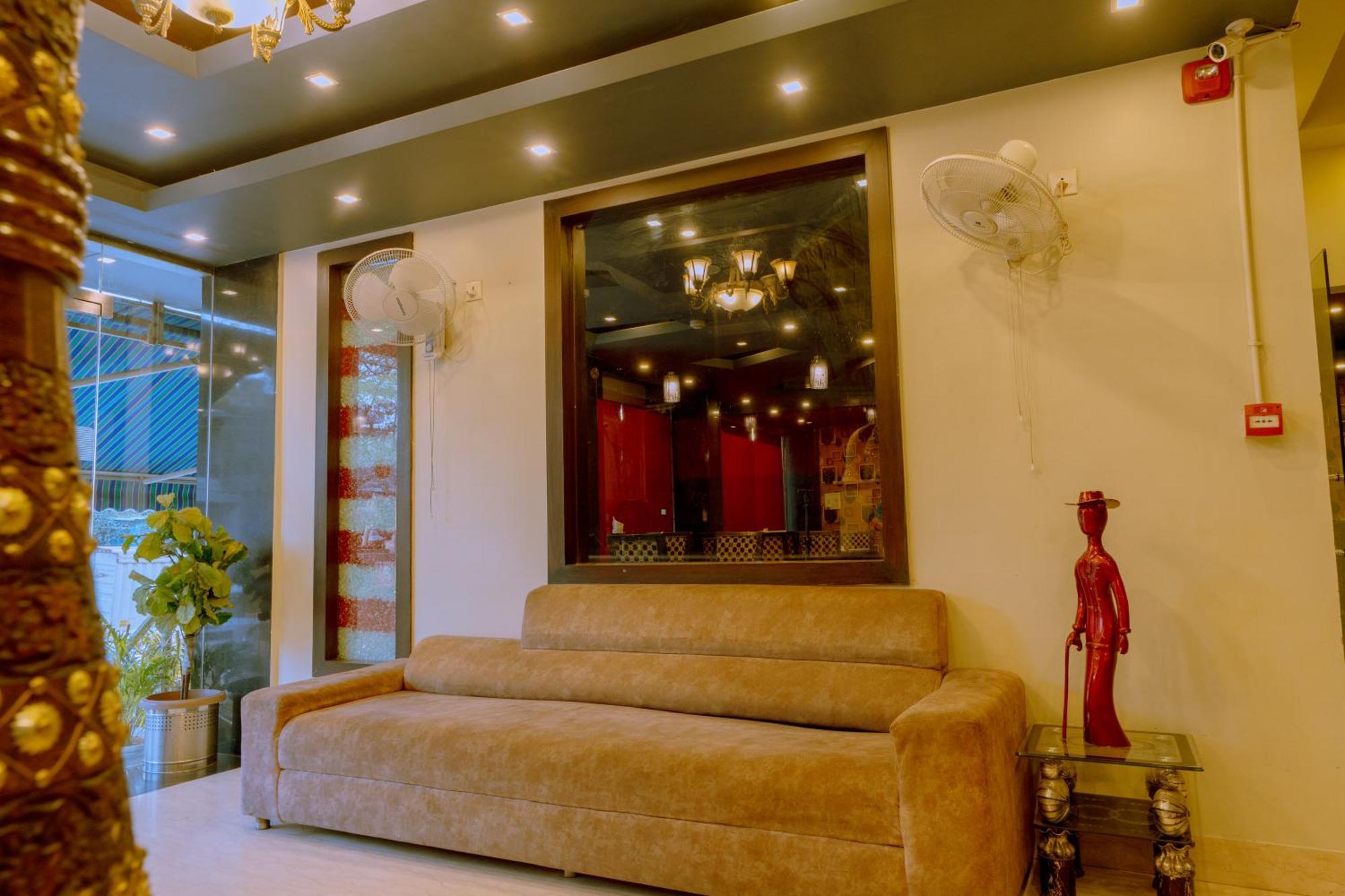 Hotel Aroma Residency Jaipur