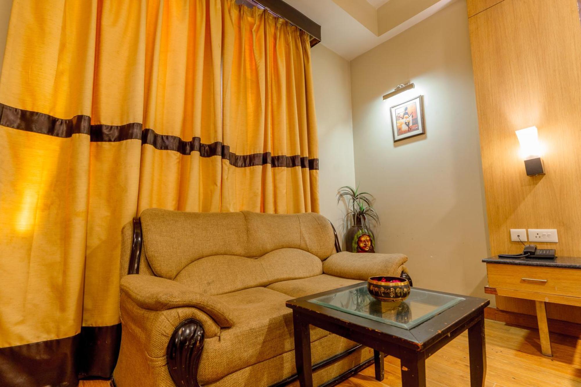 Aroma Residency Hotel