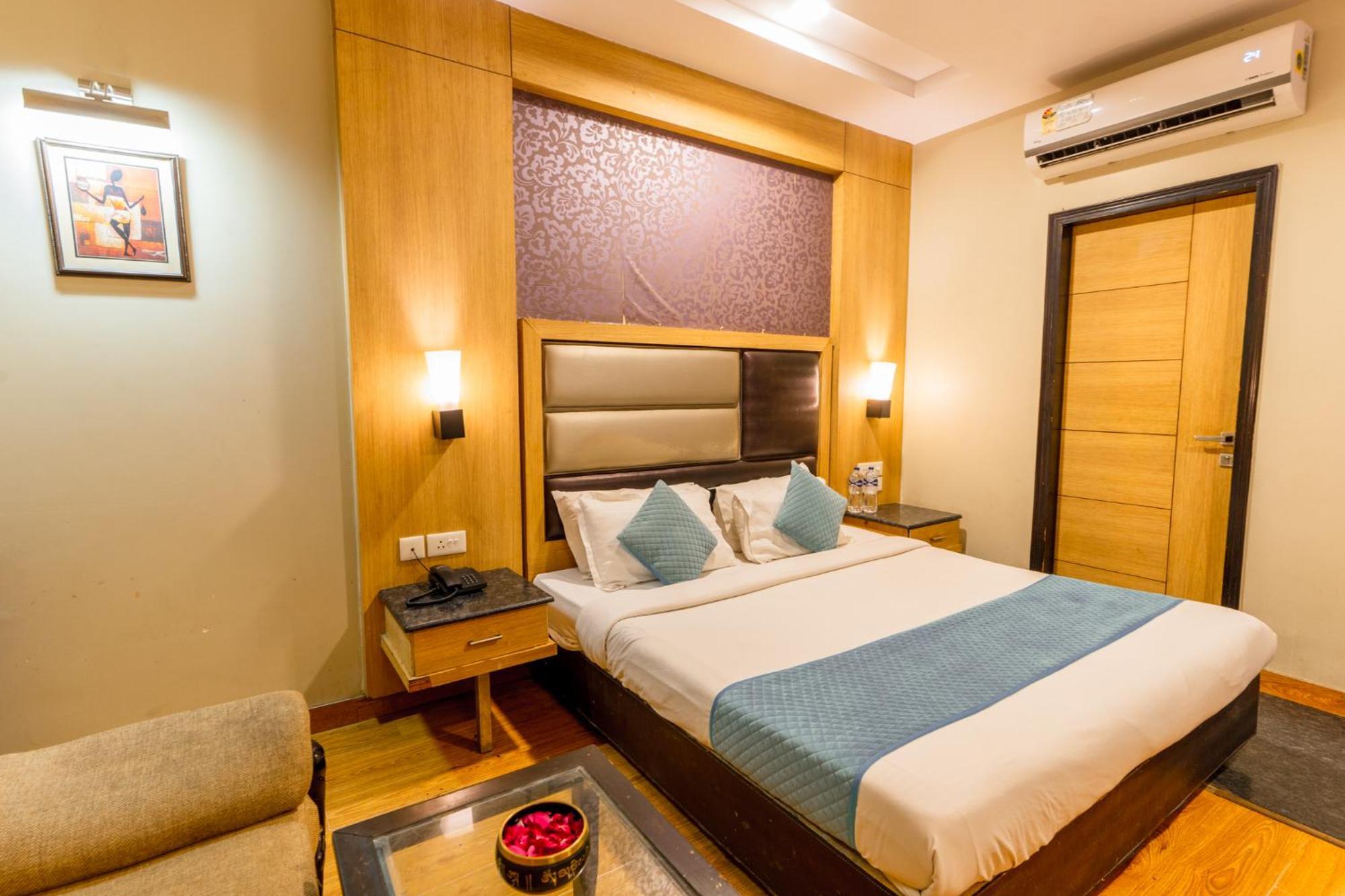 Aroma Residency Hotel Jaipur
