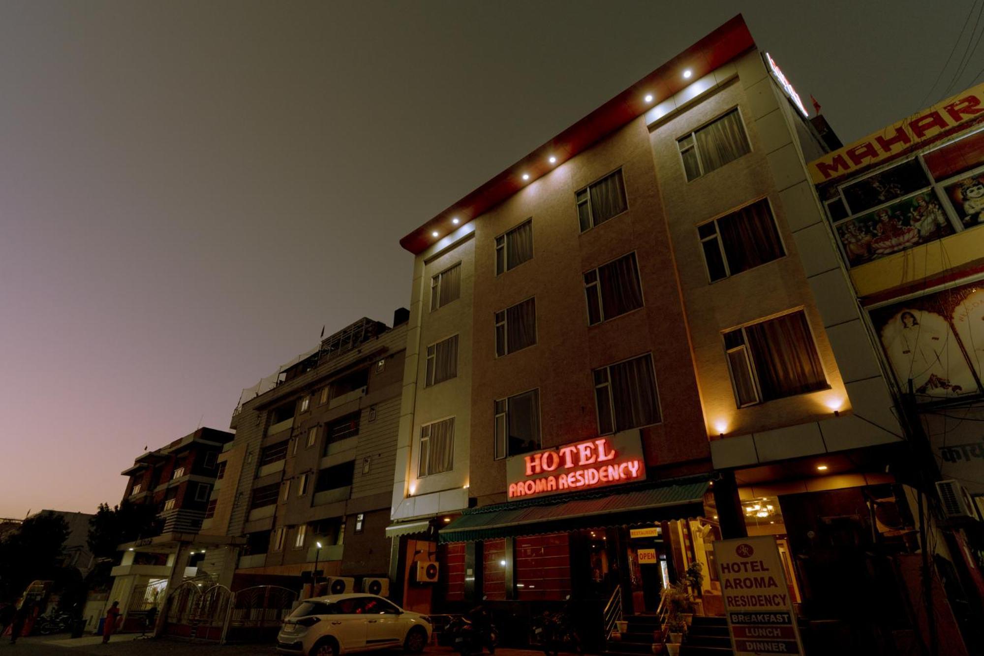 Aroma Residency 3*