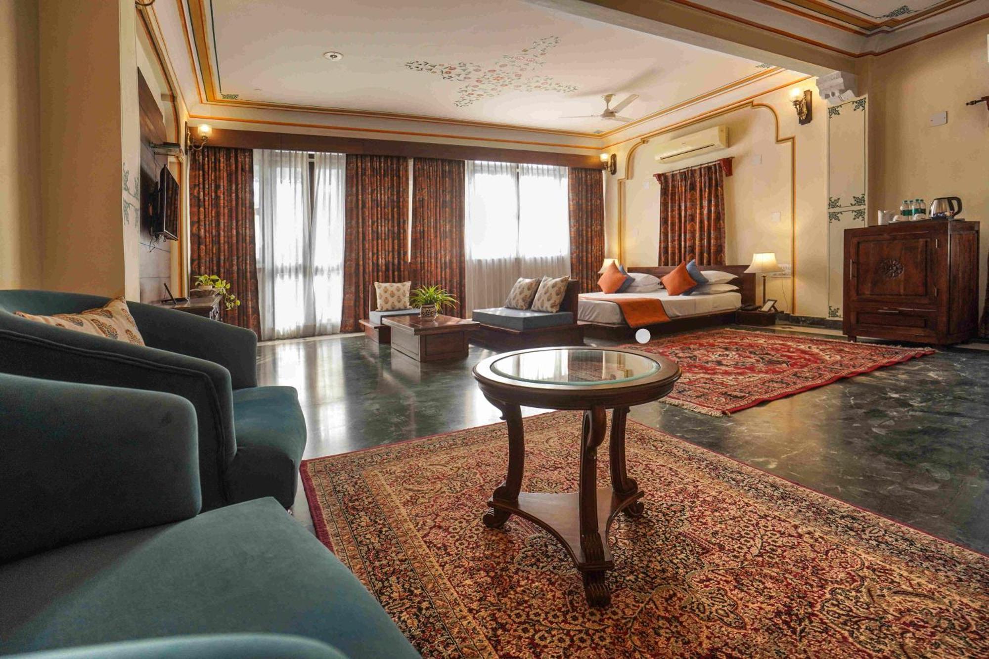 Hotel Diggi Palace - A Center Hidden Heritage Gem