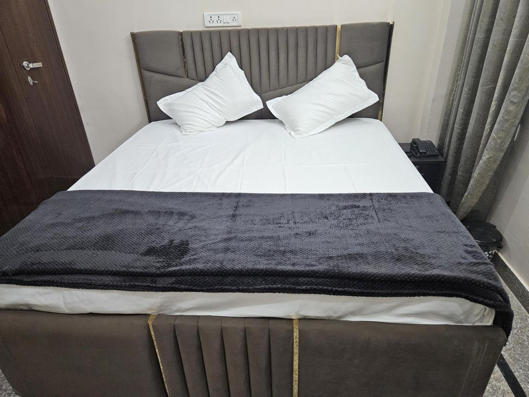 Hotel Starlight Jaipur