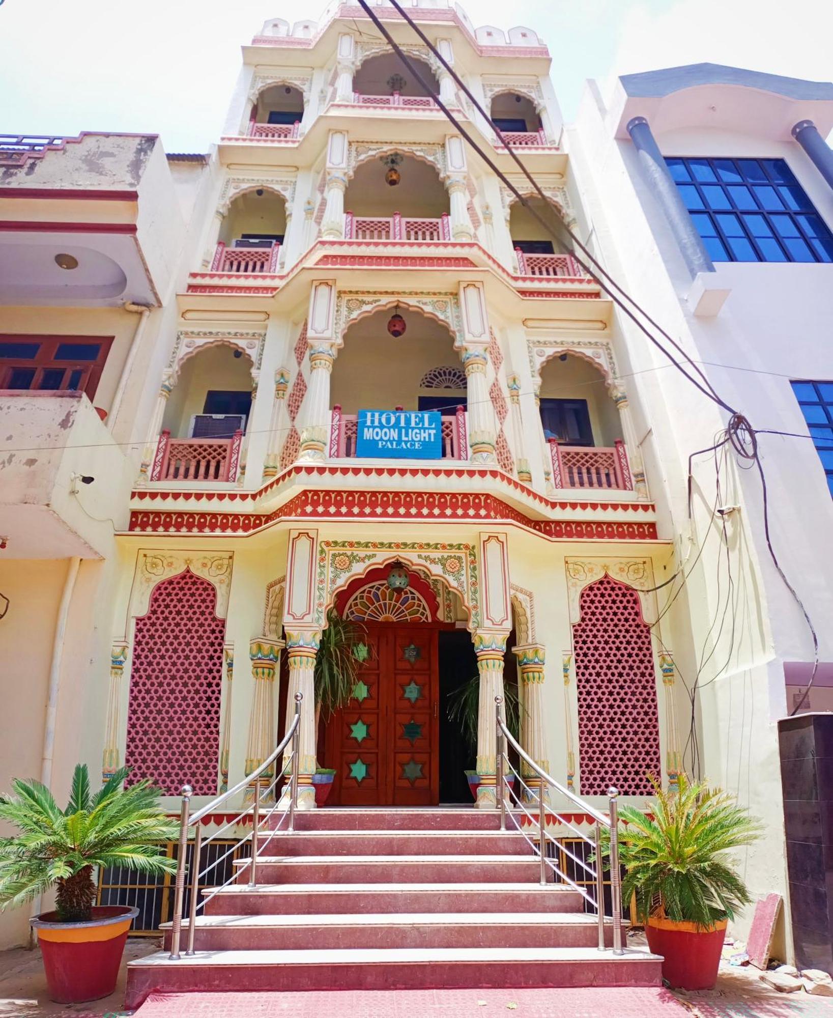 Hotel Moon Light Palace Jaipur