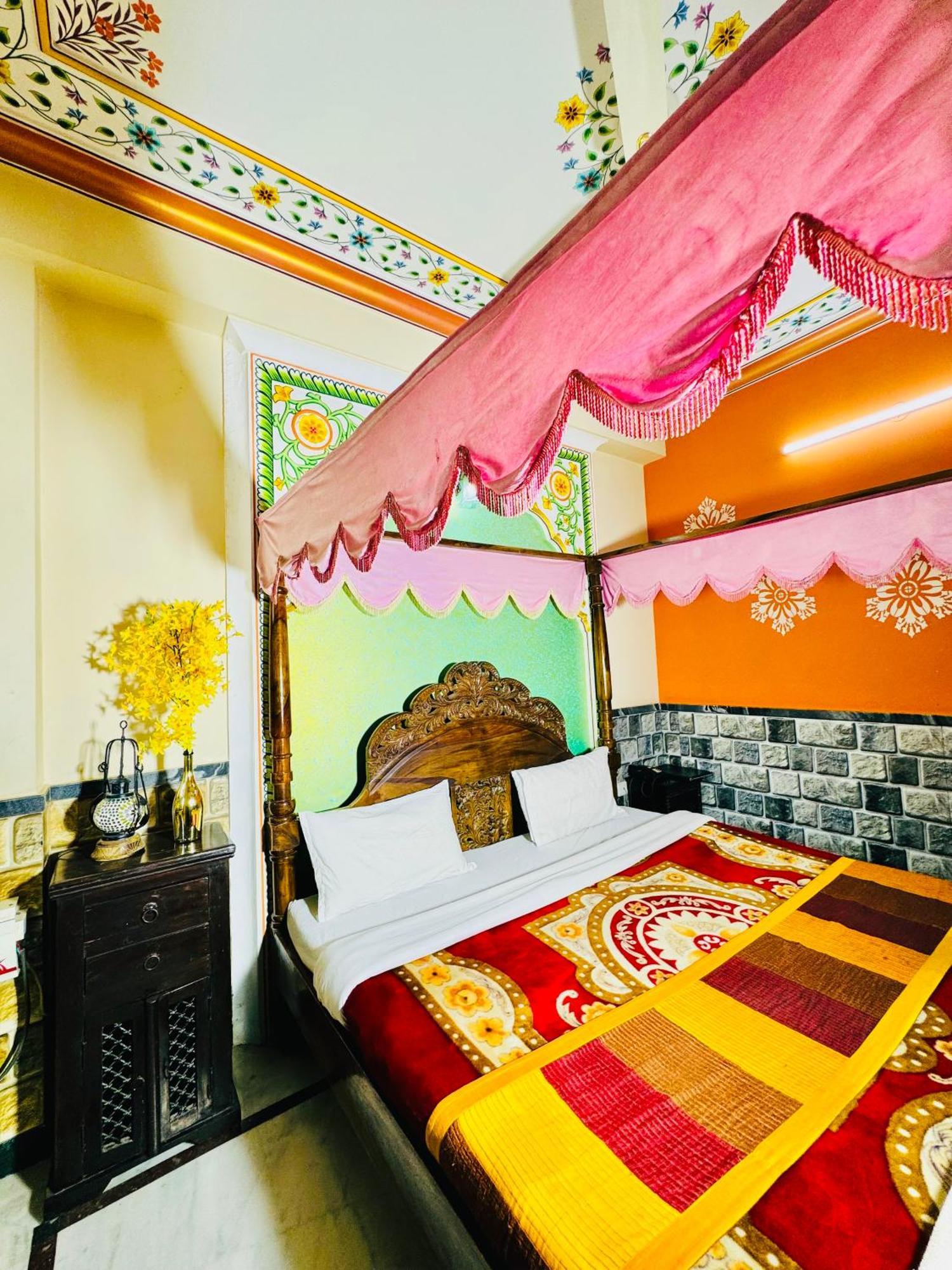 Moon Light Palace Hotel