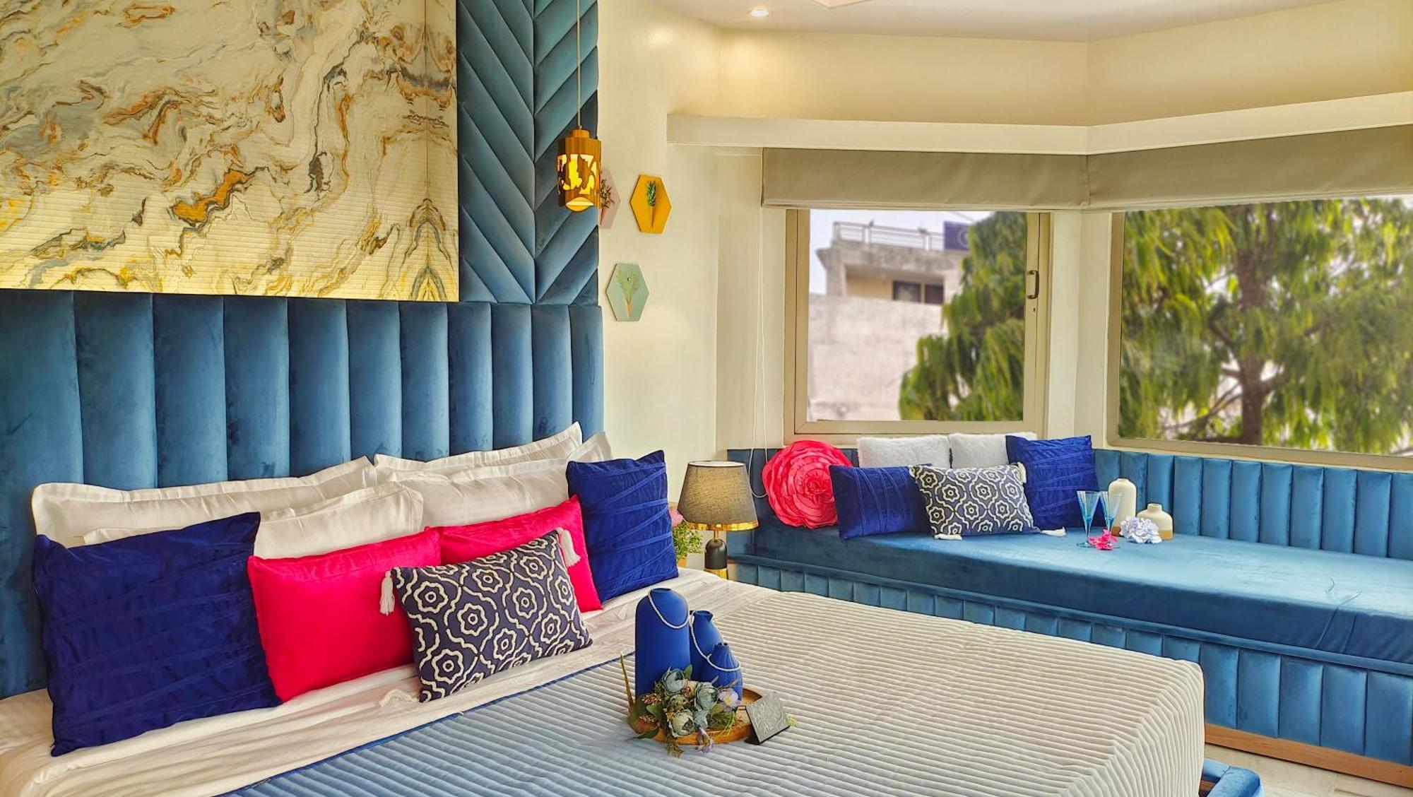 Hotel Sarang Palace - A Luxury Boutique Jaipur