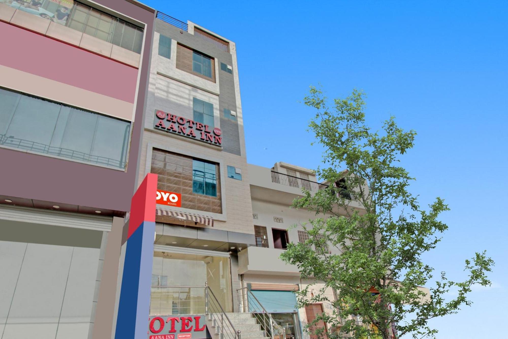 Hotel O Aana 3*