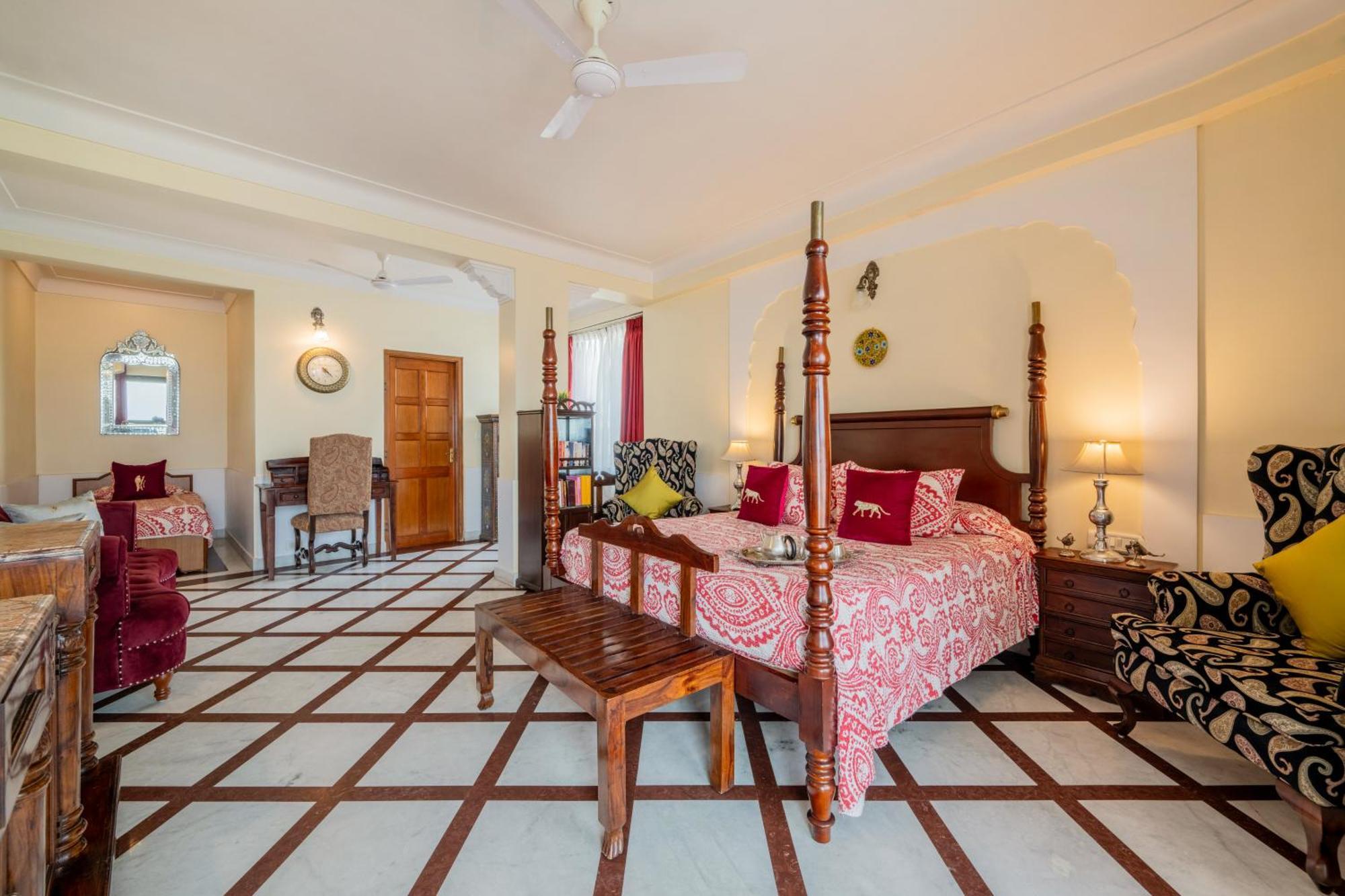 Dera Rawatsar - Heritage Hotel 4*