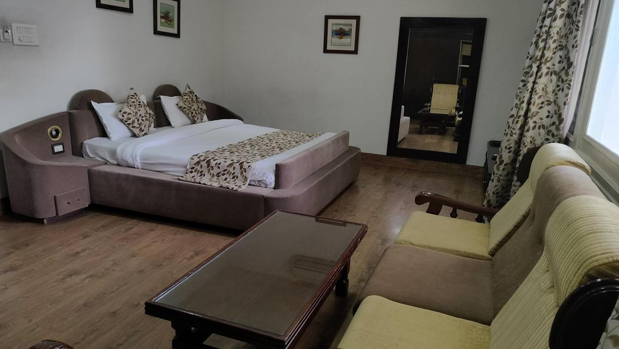 66 Residencey 3* Jaipur