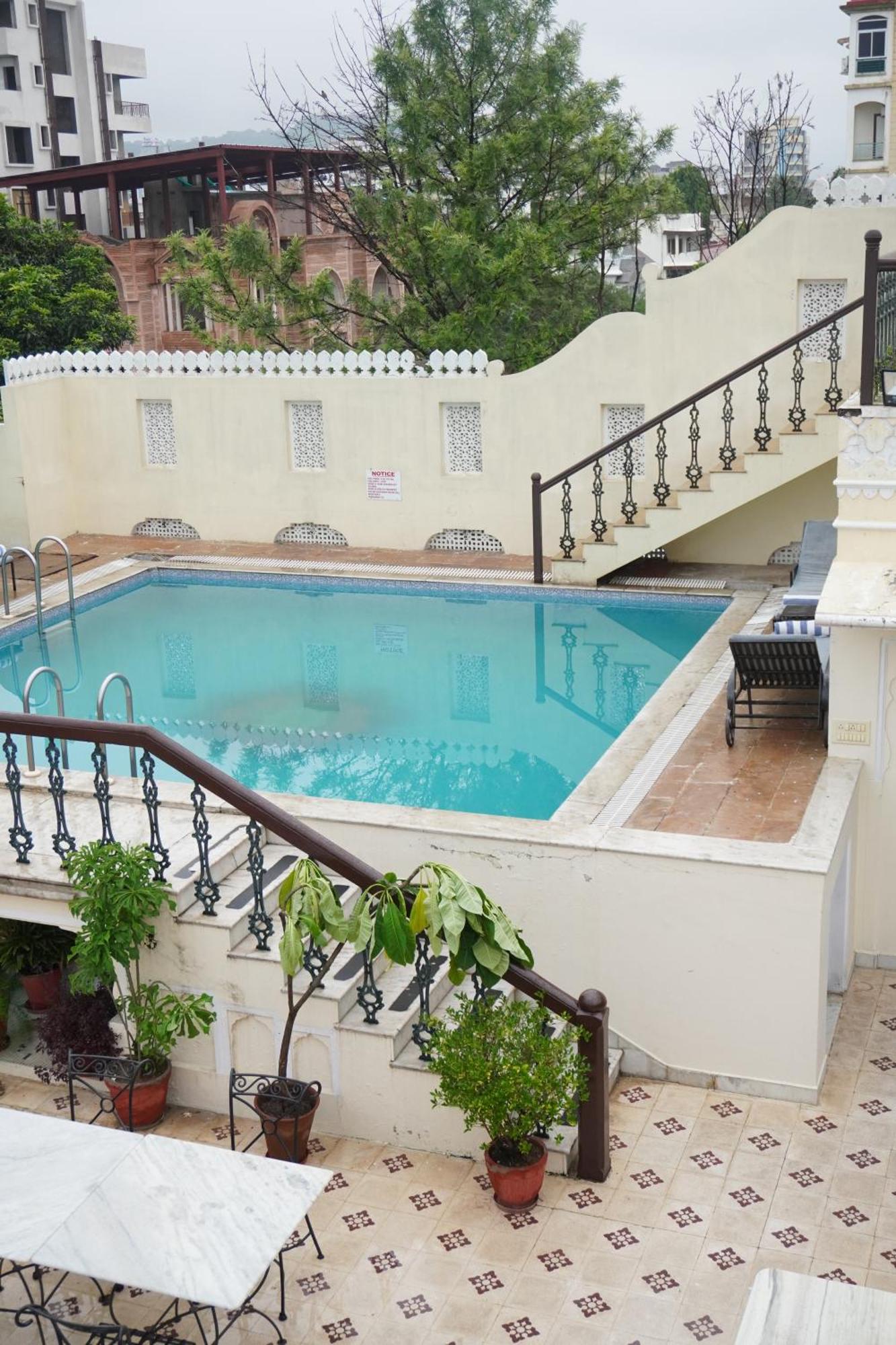 Hotel Khandela Haveli - A Boutique Heritage