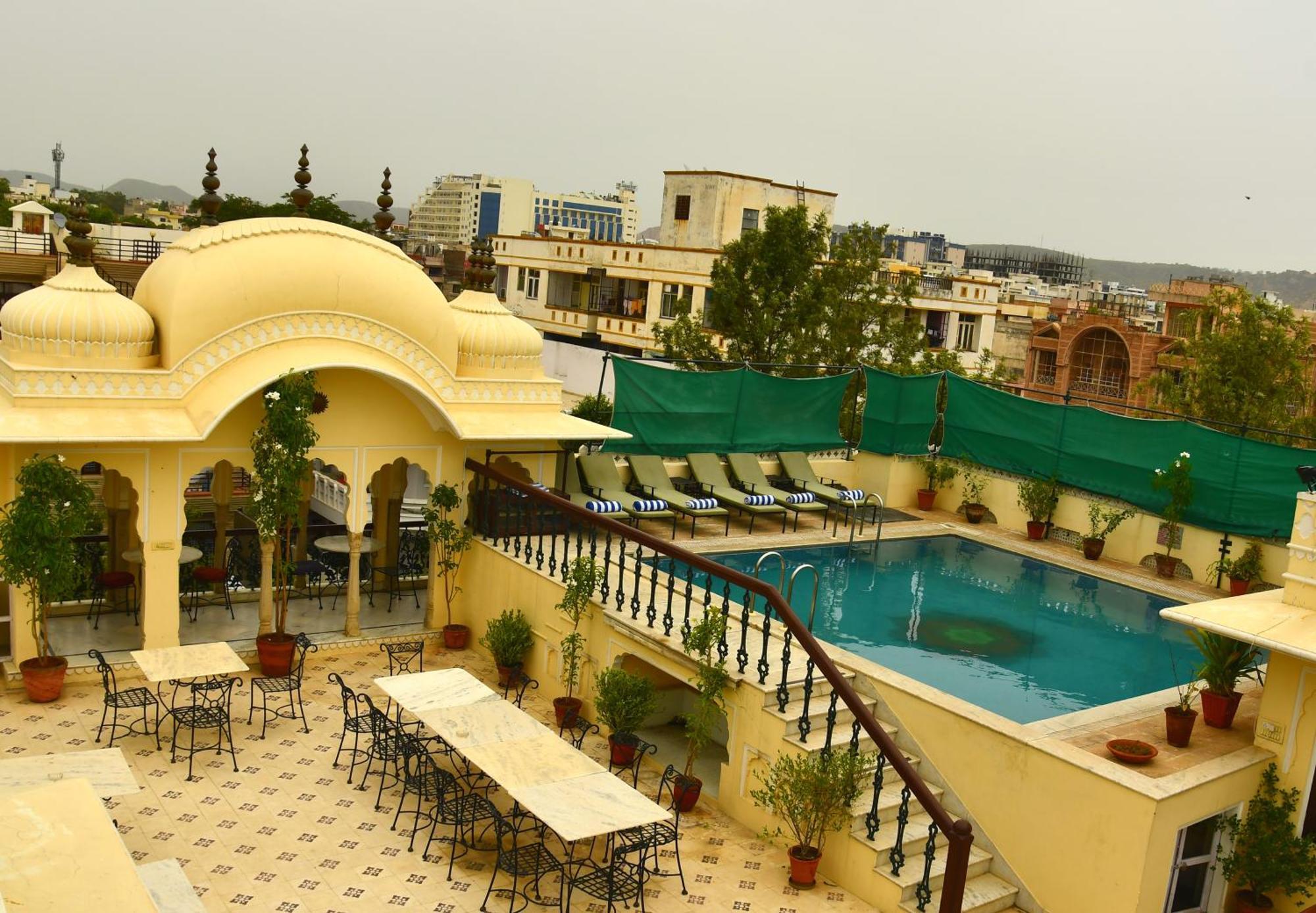 Khandela Haveli - A Boutique Heritage Hotel 3*