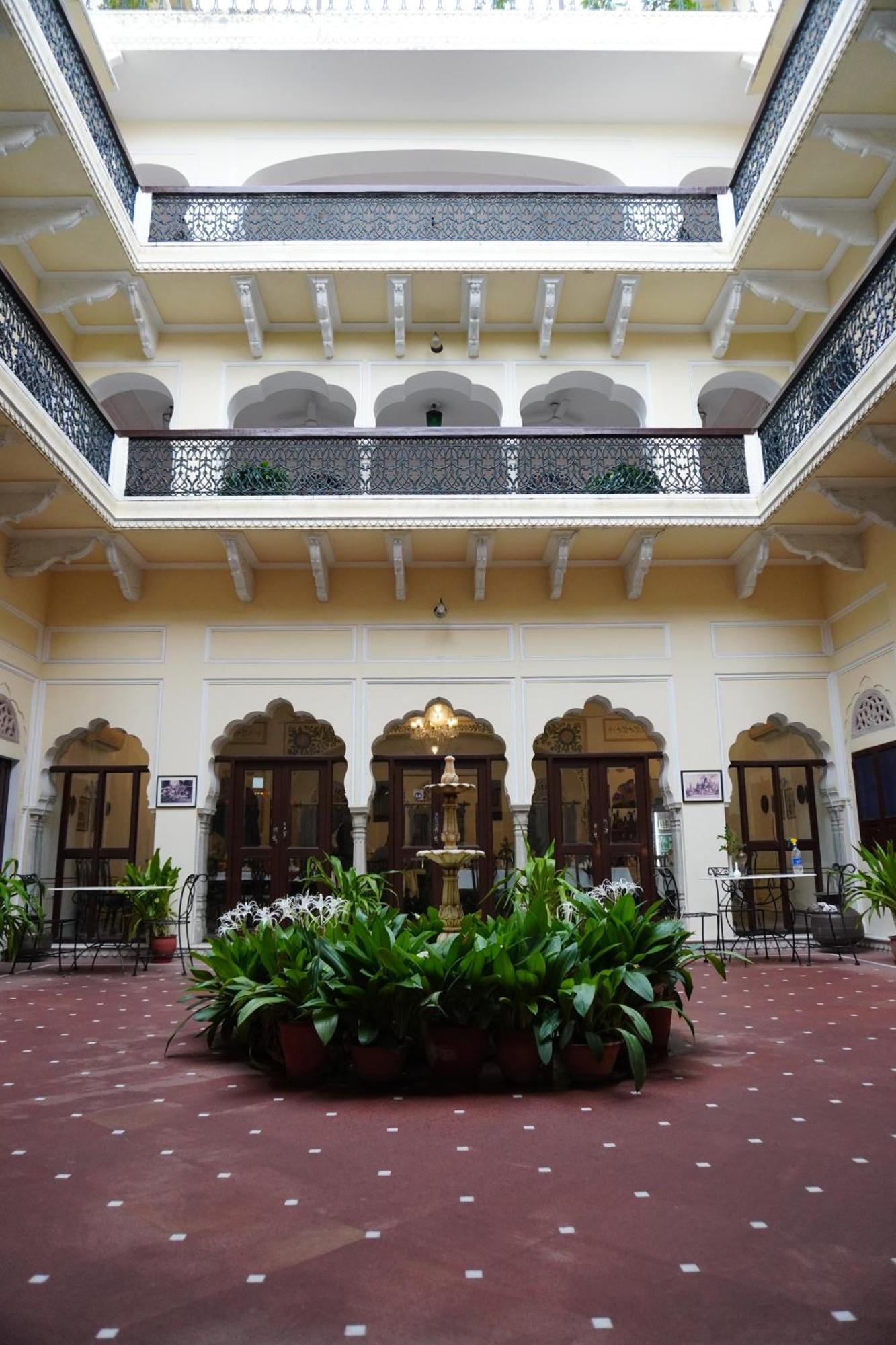 Hotel Khandela Haveli - A Boutique Heritage 3*