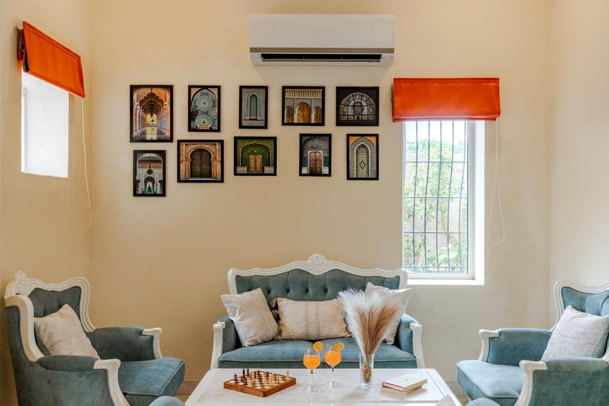 Villa Elivaas 3 Bhk With Pvt Pool & Lush Garden - Oakwood
