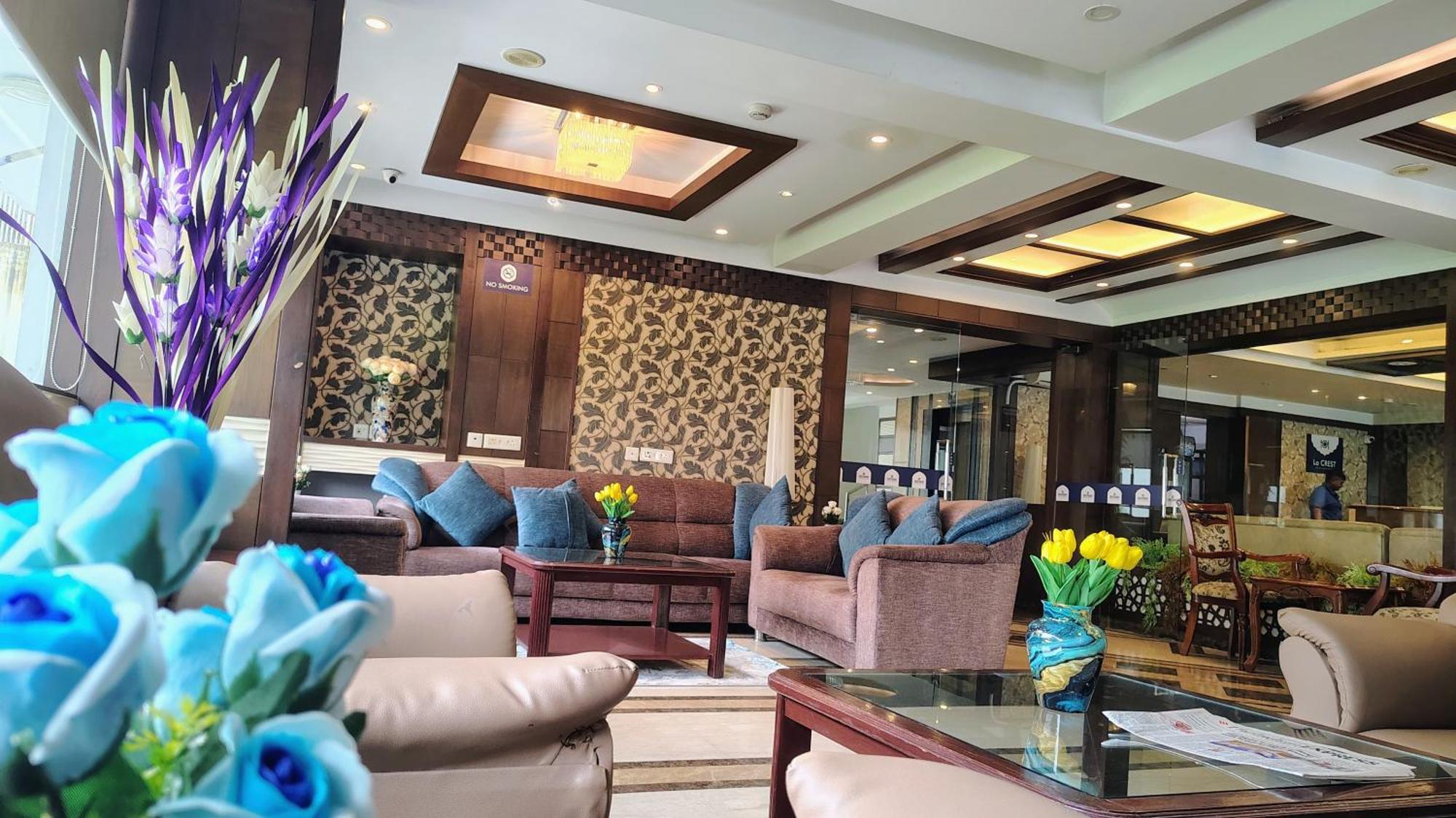 Crestmont Ashapurna Jaipur, Banipark Hotel Jaipur