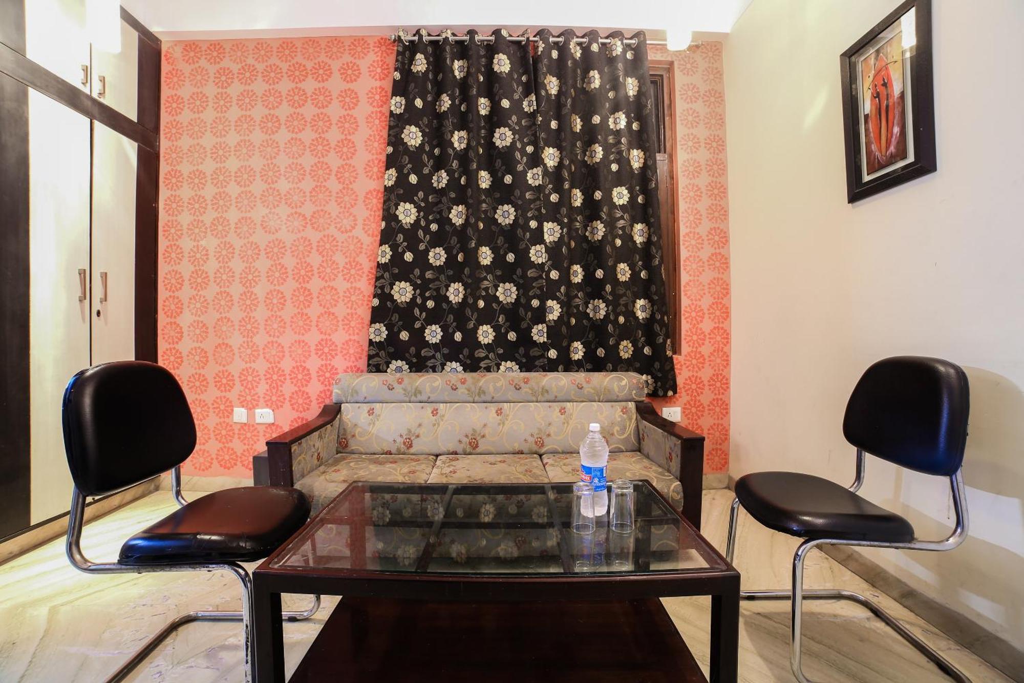 Hotel Capital O The Royal Palace Jaipur