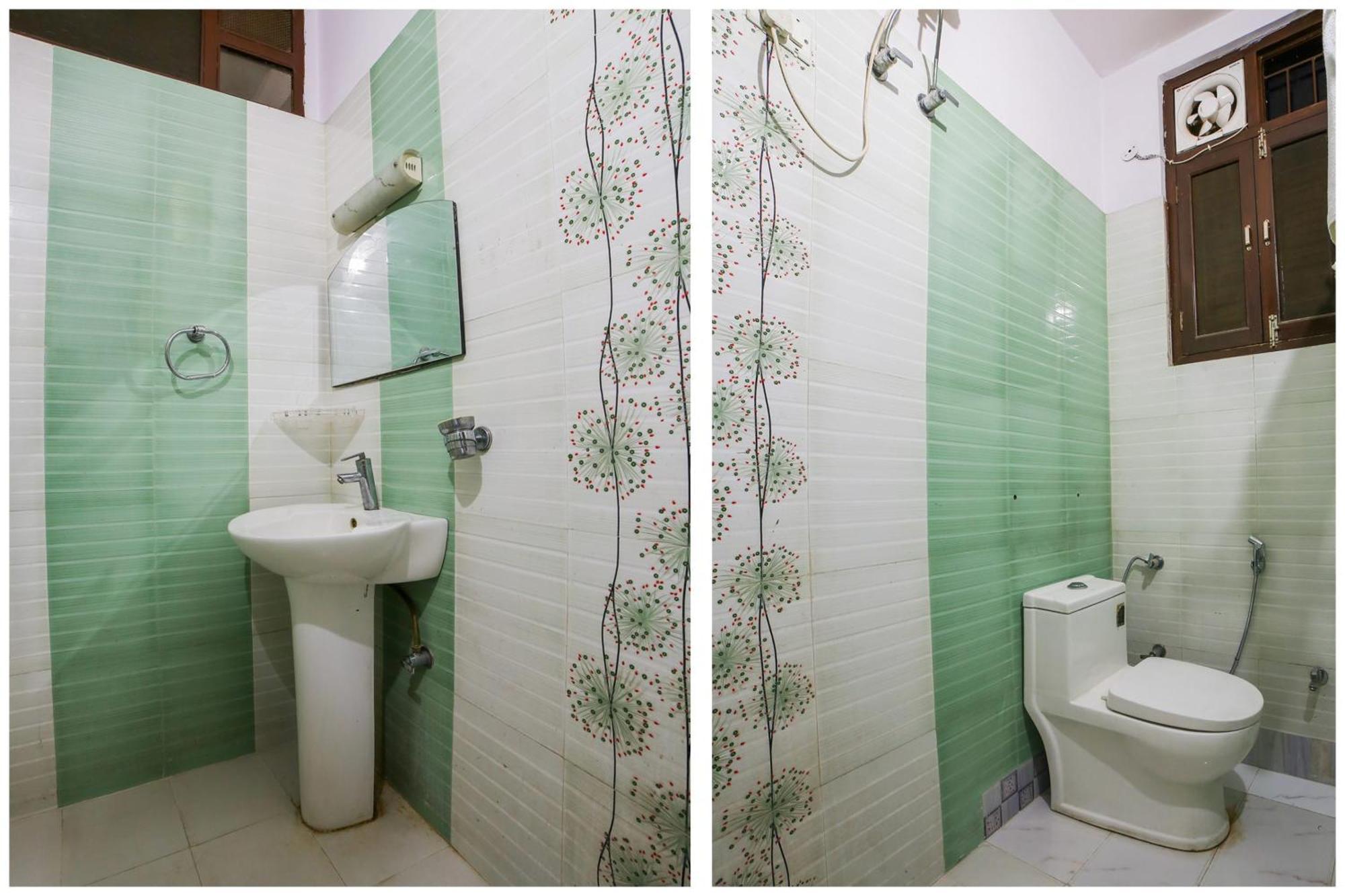 Hotel Capital O The Royal Palace Jaipur